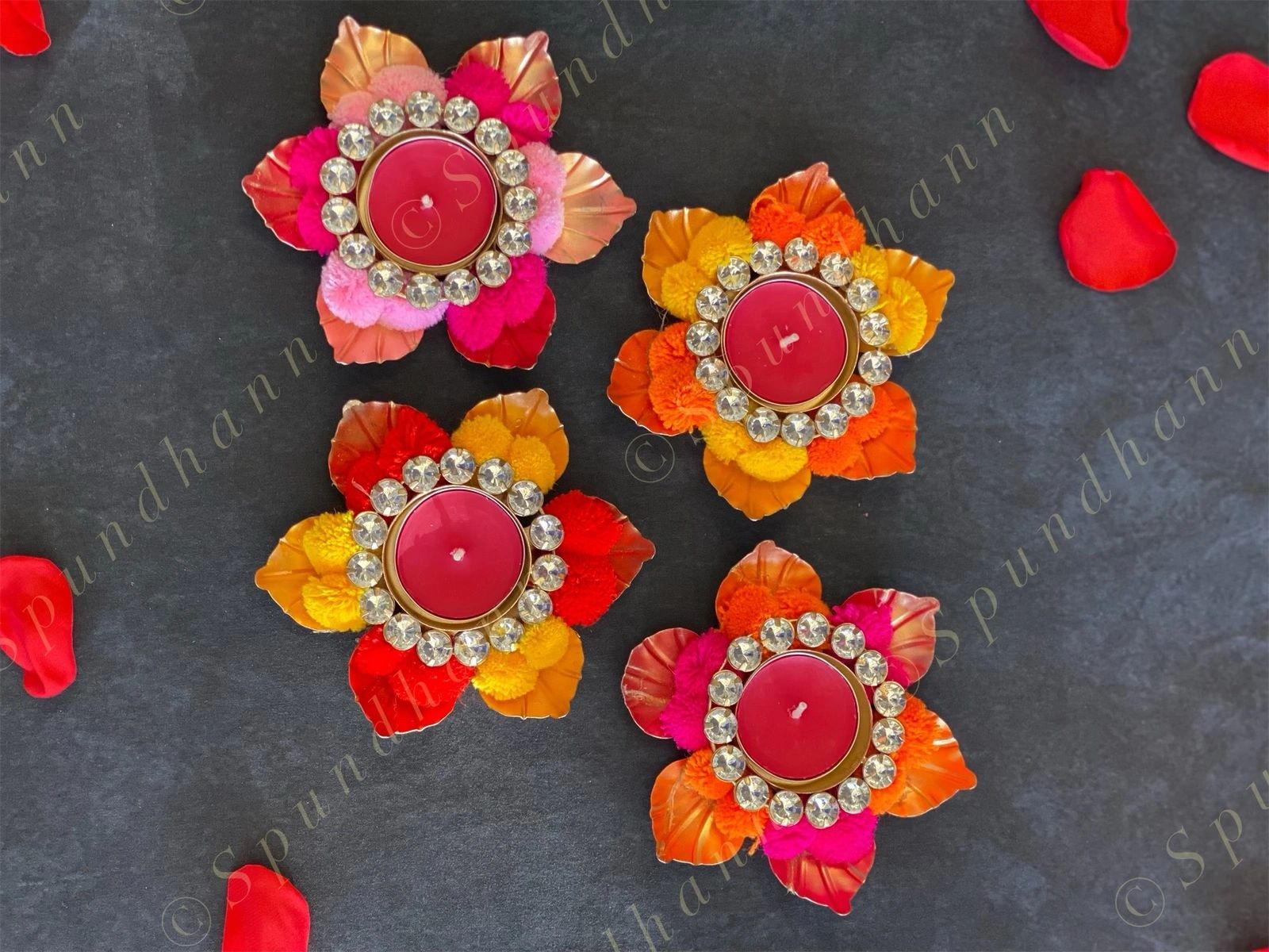 Metal Pom Pom Tea Light Holder