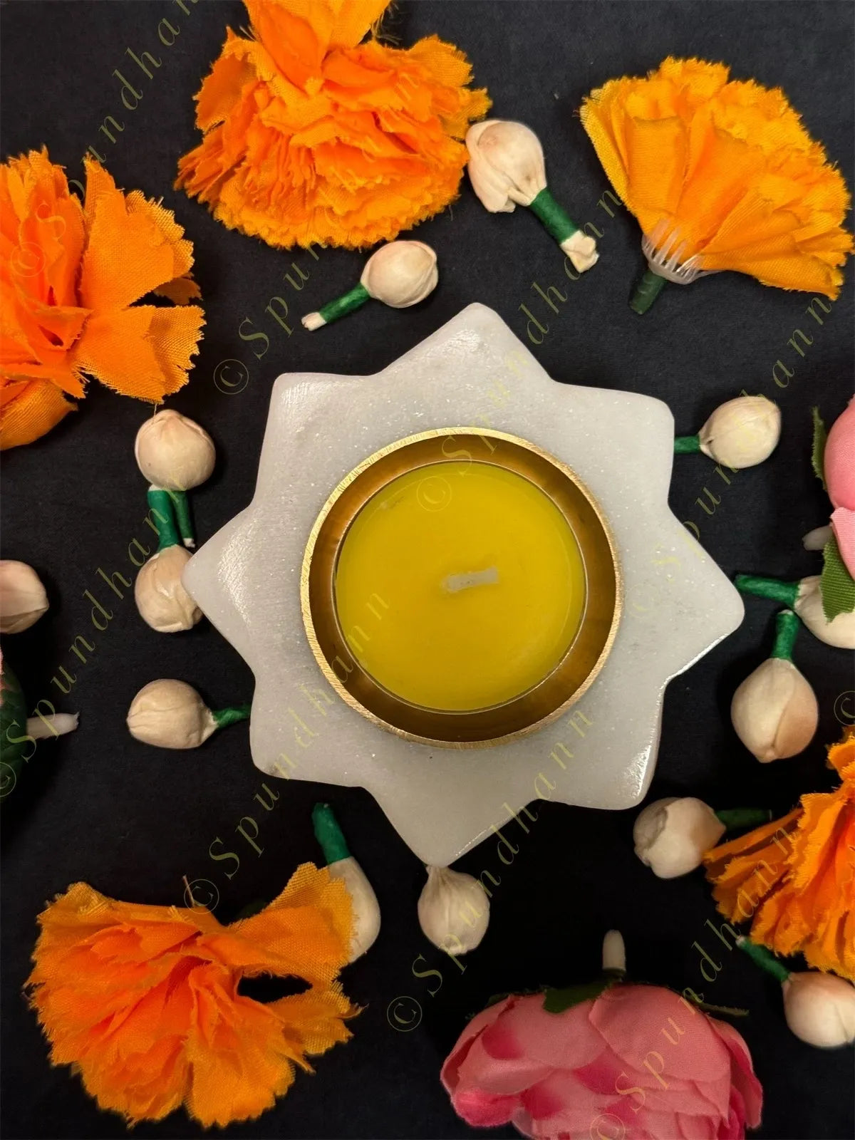 8 Pointed Petals Marble Flower Shape Diya