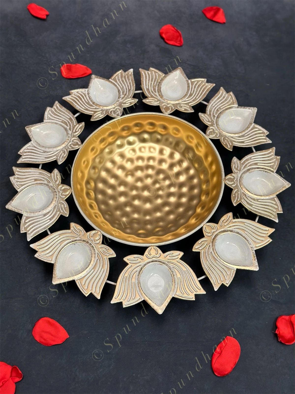 Lined Lotus Diya Urli