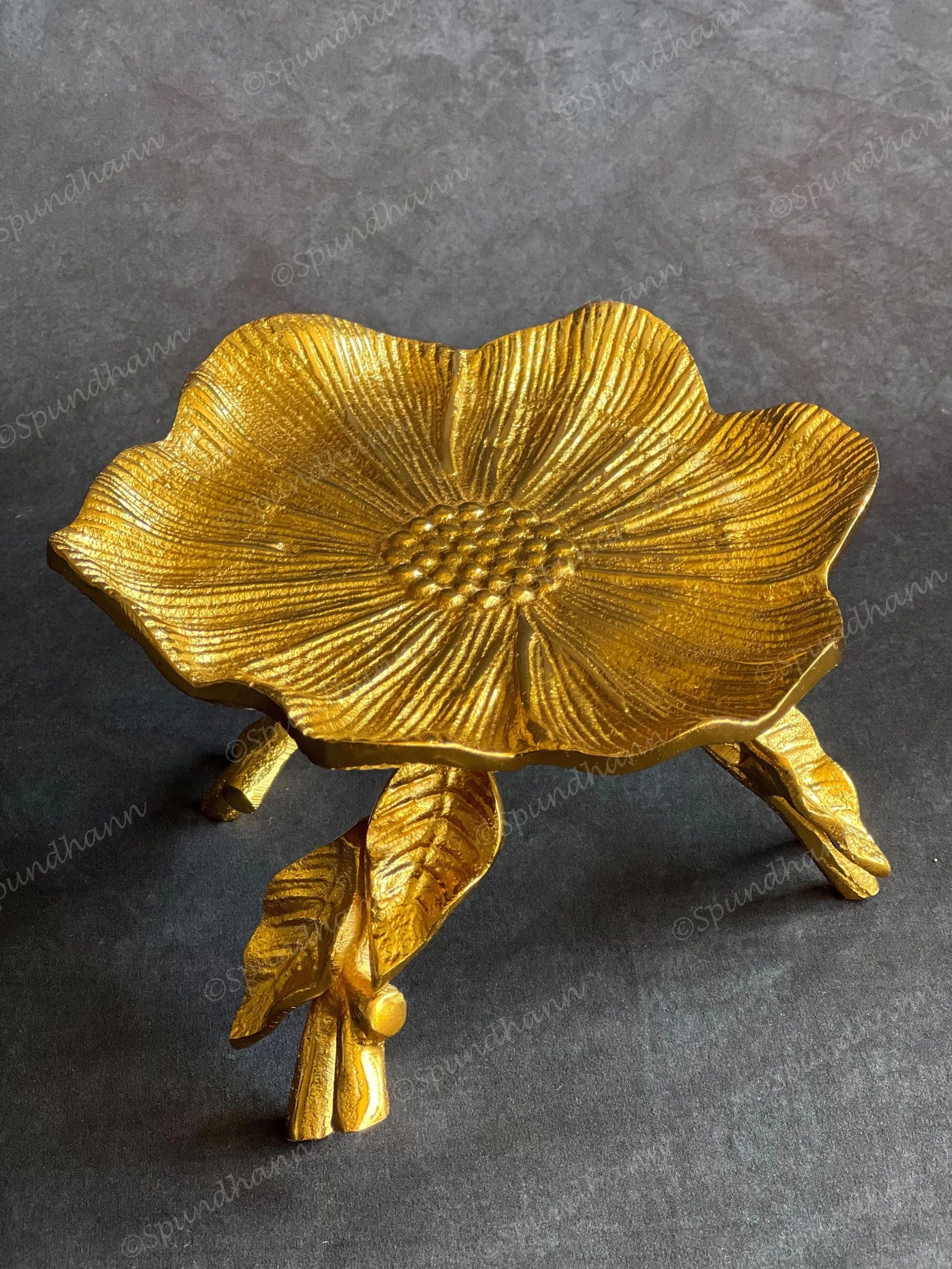 Sunflower Platter/Plate on a Stand