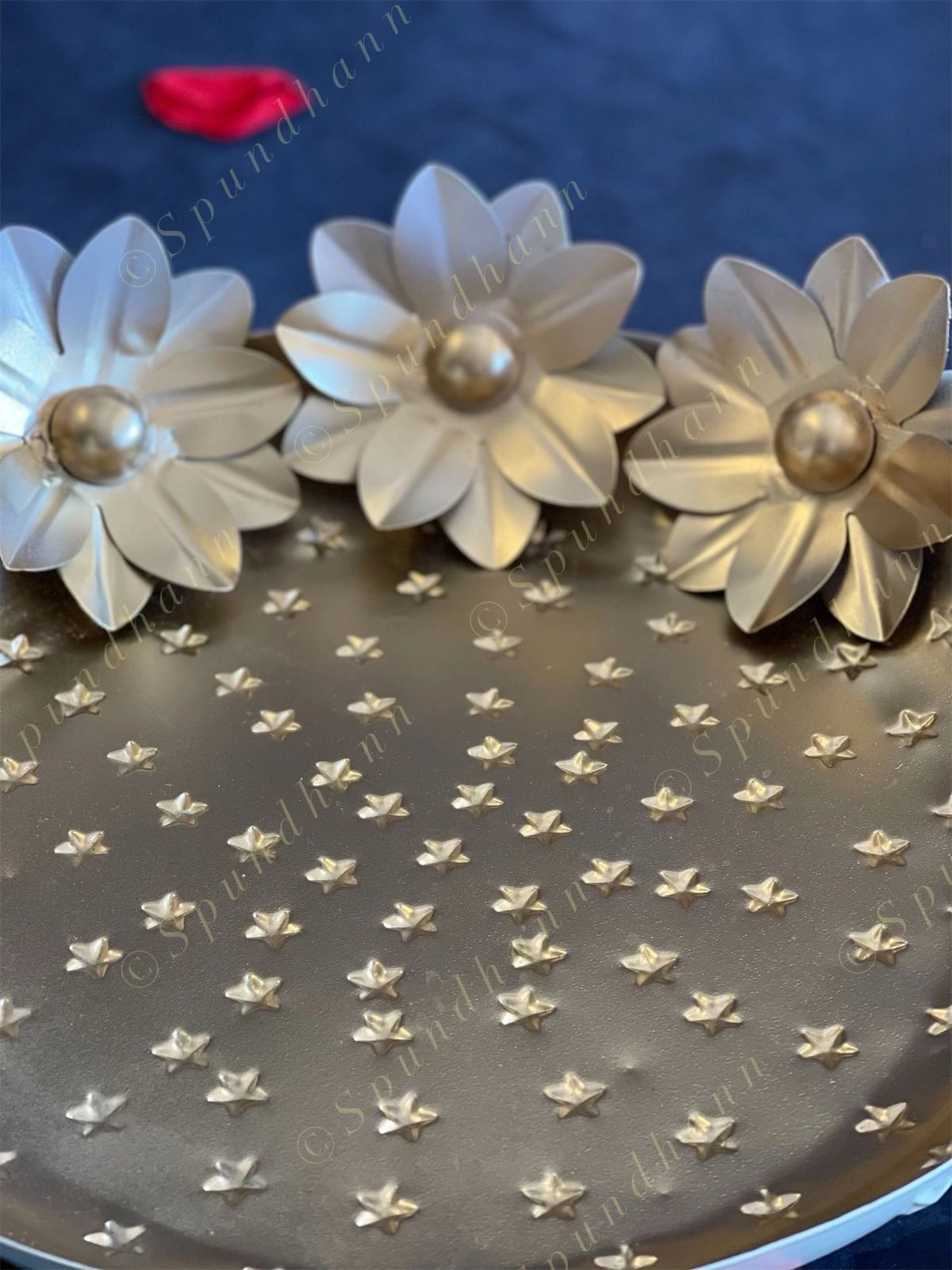 Decorative Star Embossed Thalis