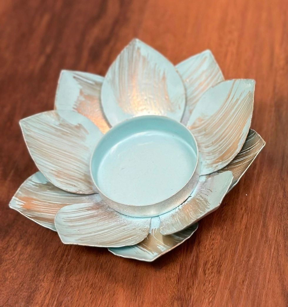 Lotus Diyas Tea Light Holder
