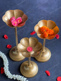Simple Flower Standing Tea Light Holder Set of 3