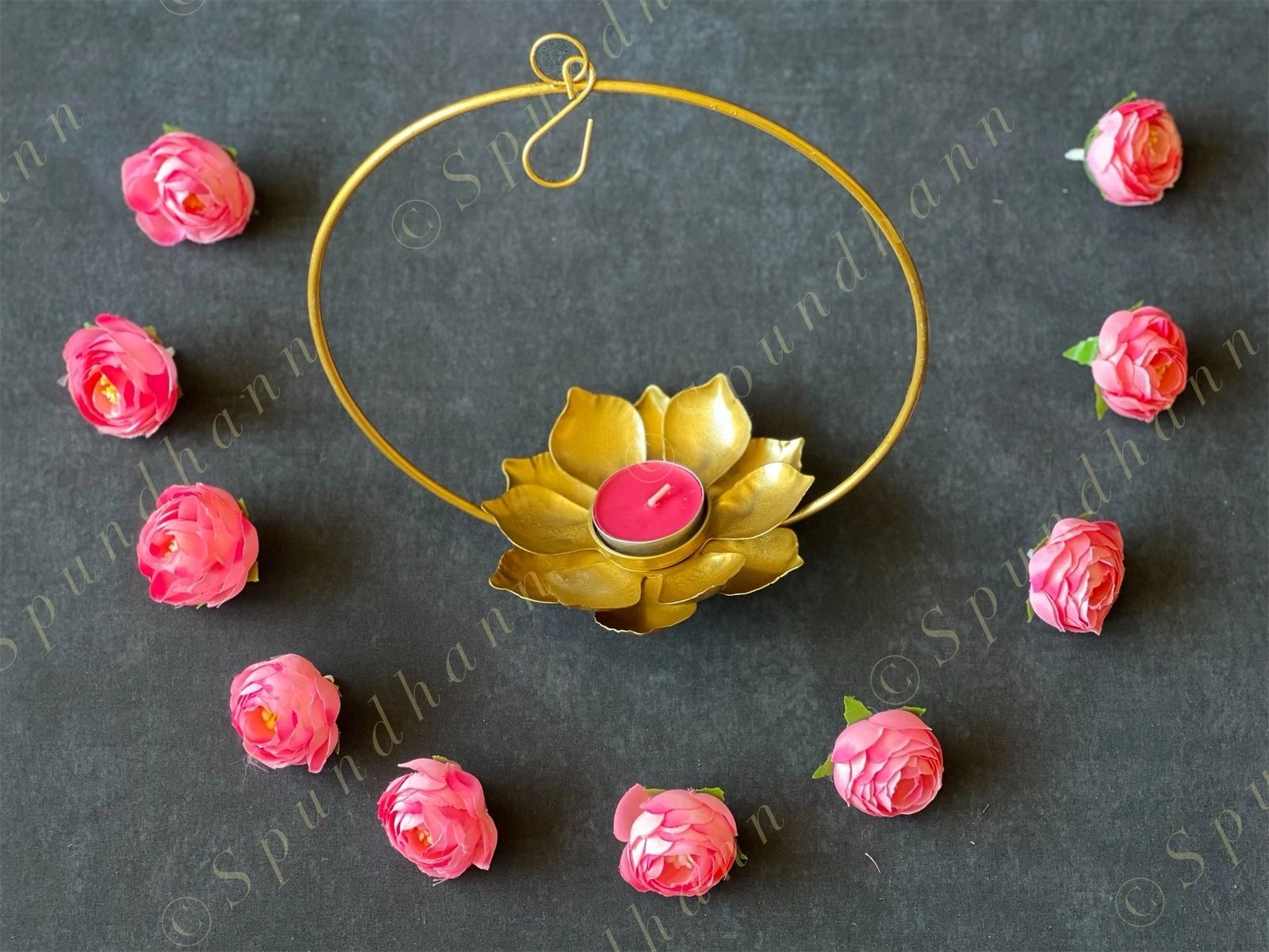 Ring Lotus Hanging Tea Light Holder