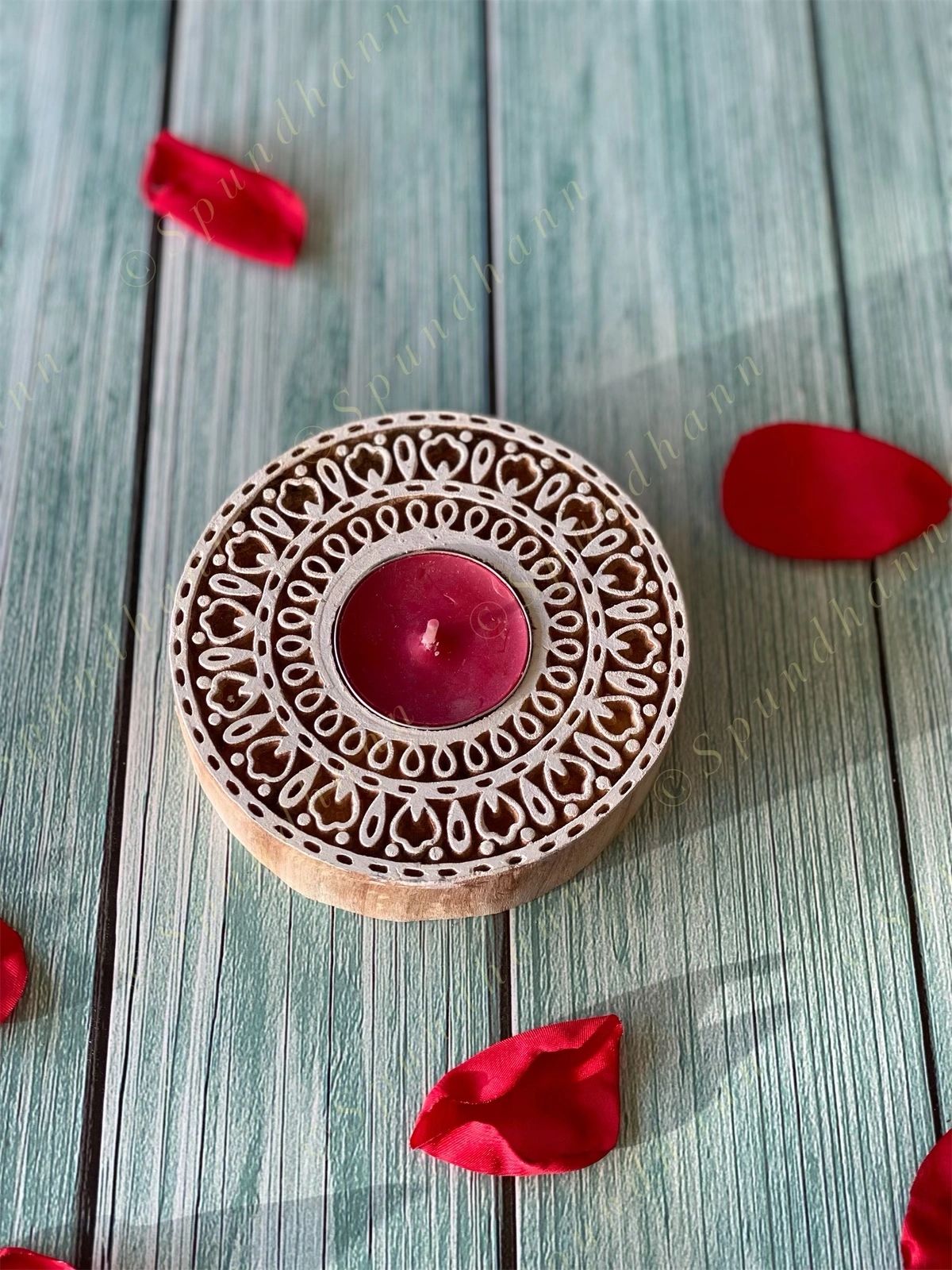 Round Wooden Block Tea Light Holder