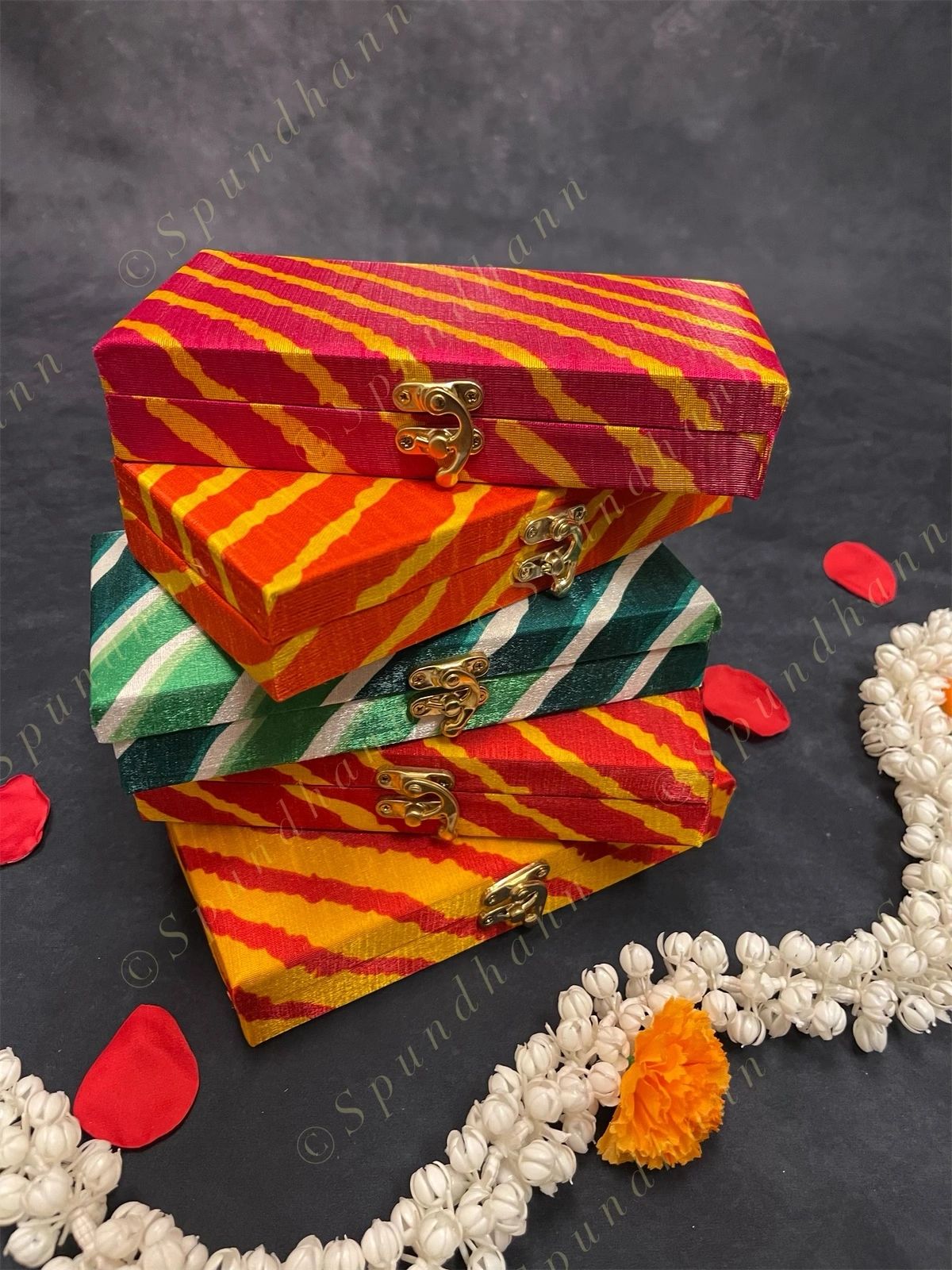 Rectangular Leheria Gift Box Only