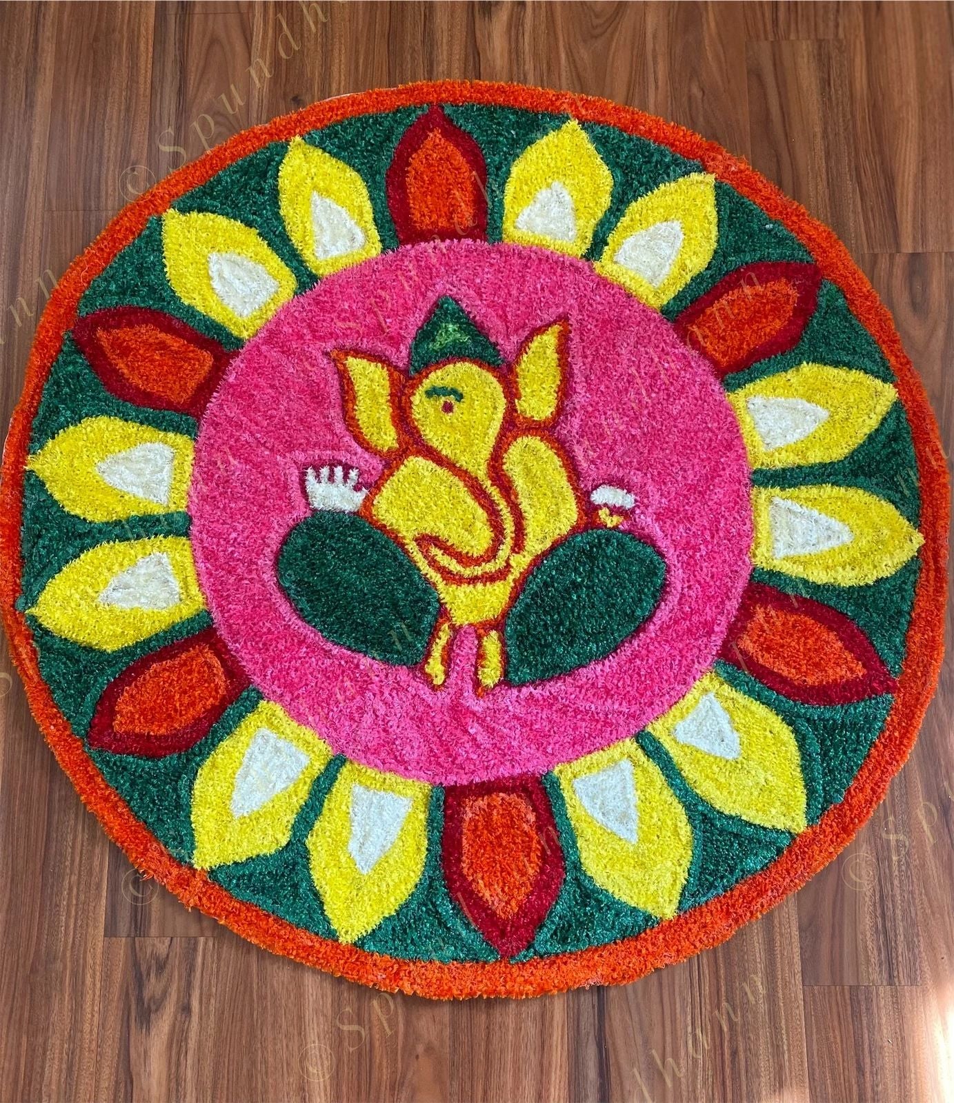 Round Ganesh Floral Rangoli Floor Mat