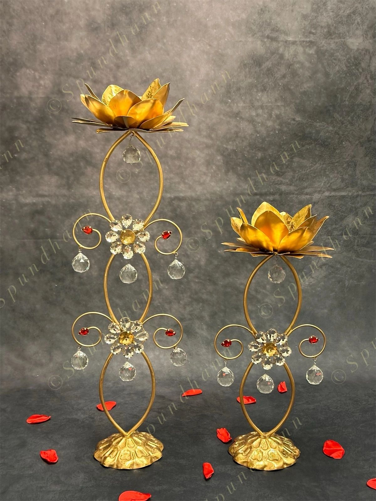 Crystal Drop Golden Flower Standing Tea Light Holder