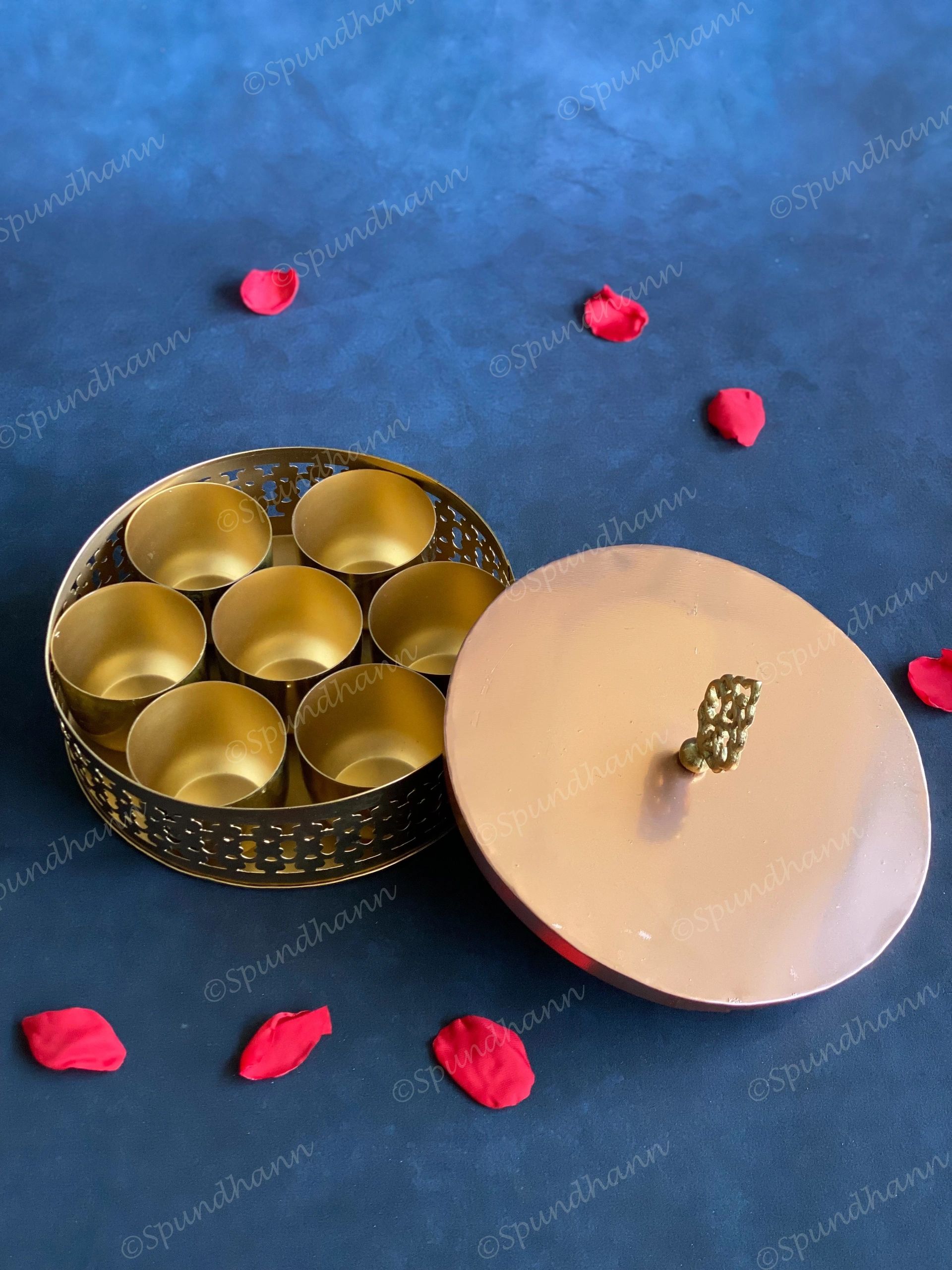 Metal Spice Box with 7 Containers