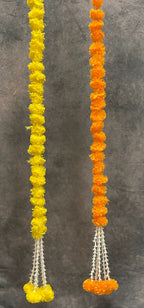 Simple Marigold Dangler Single with Rajnigandha & Marigold Dangler