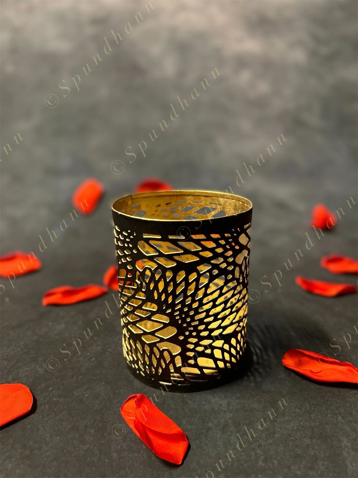 Fancy Votive Cylinder Shadow Tea Light Holder (Cutwork)