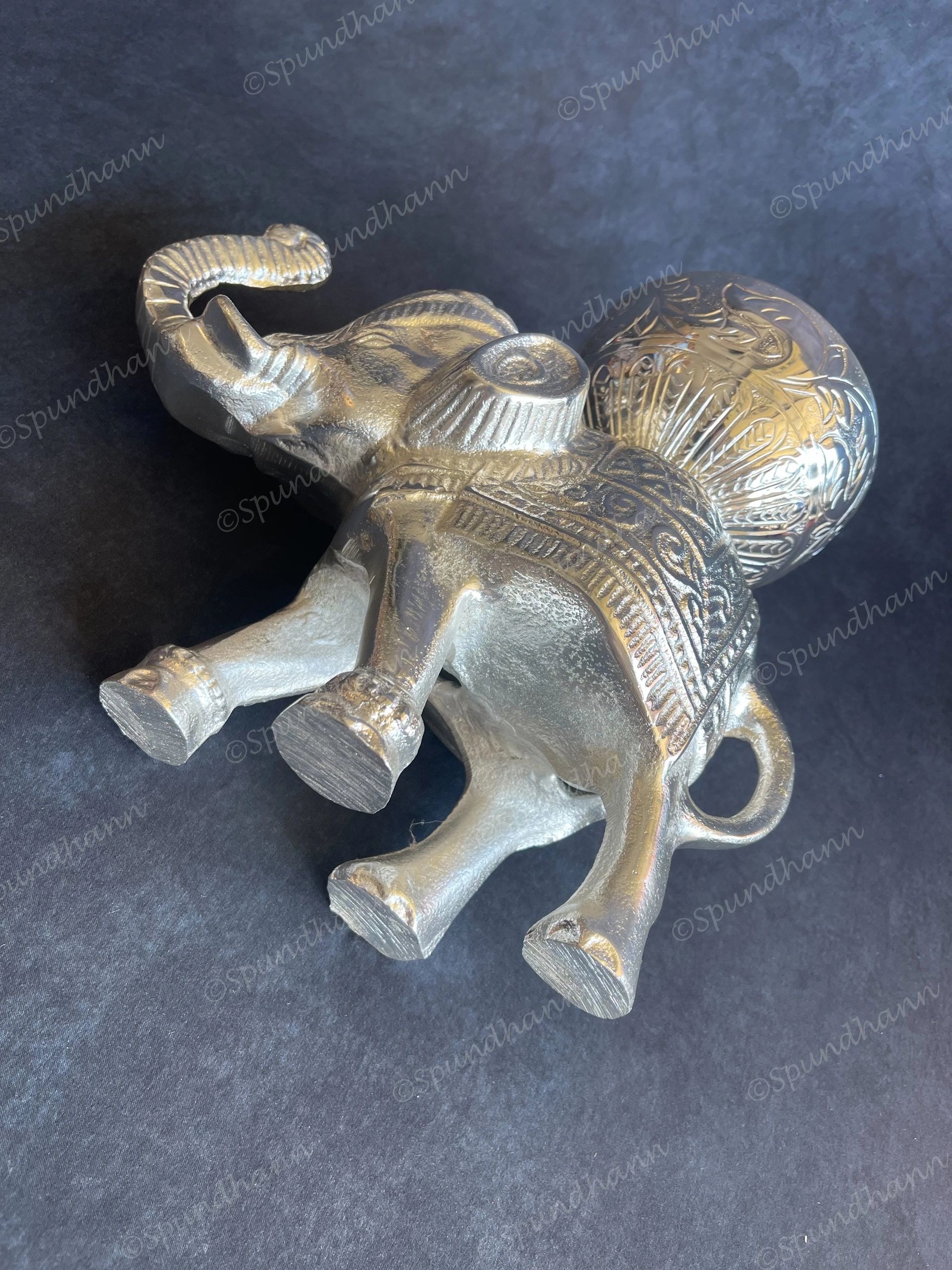Silver Elephant Heavy Dry Fruit Holder Large