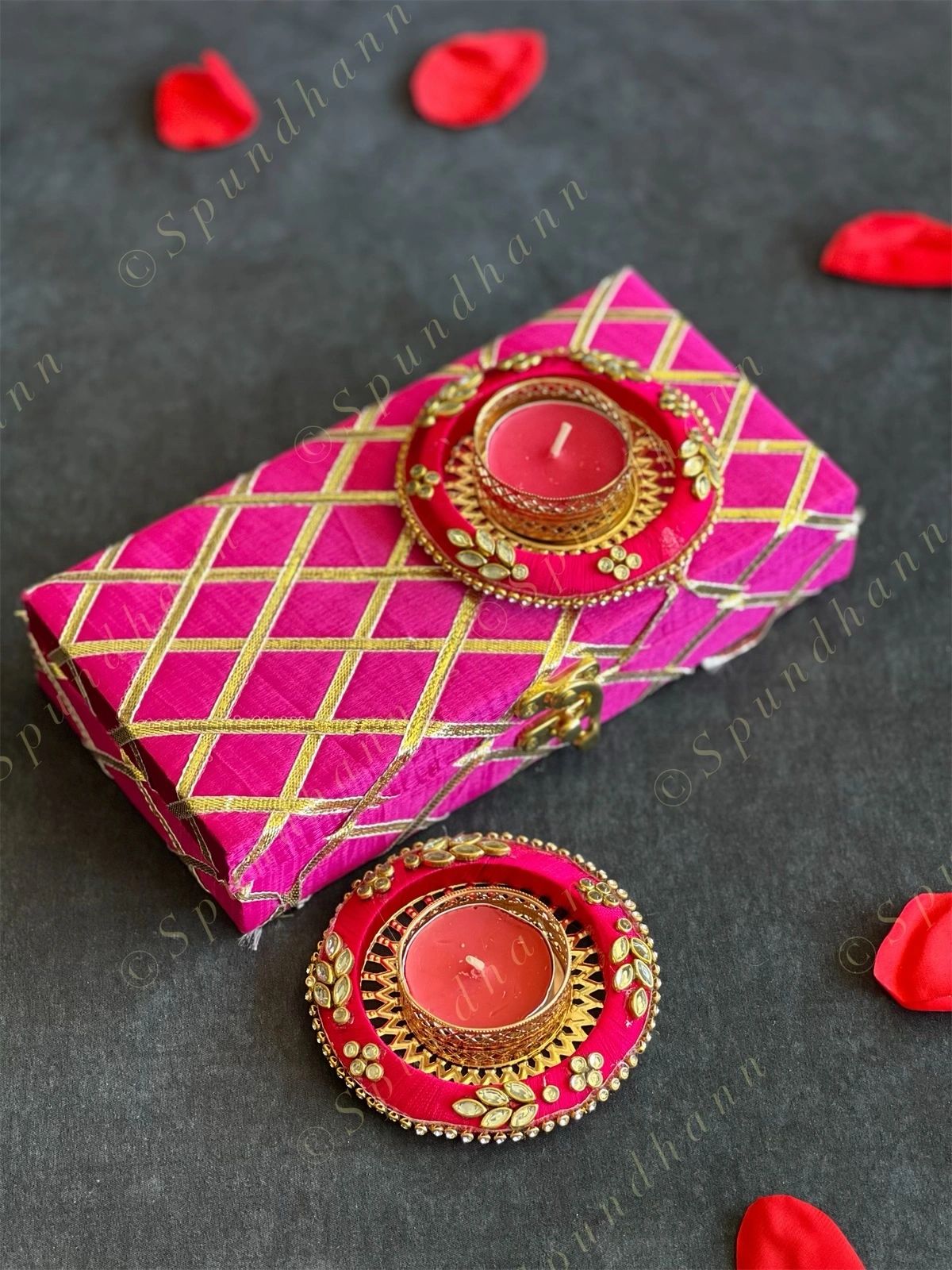 Rectangular Criss Cross Gold Gotapatti Gift Box Only