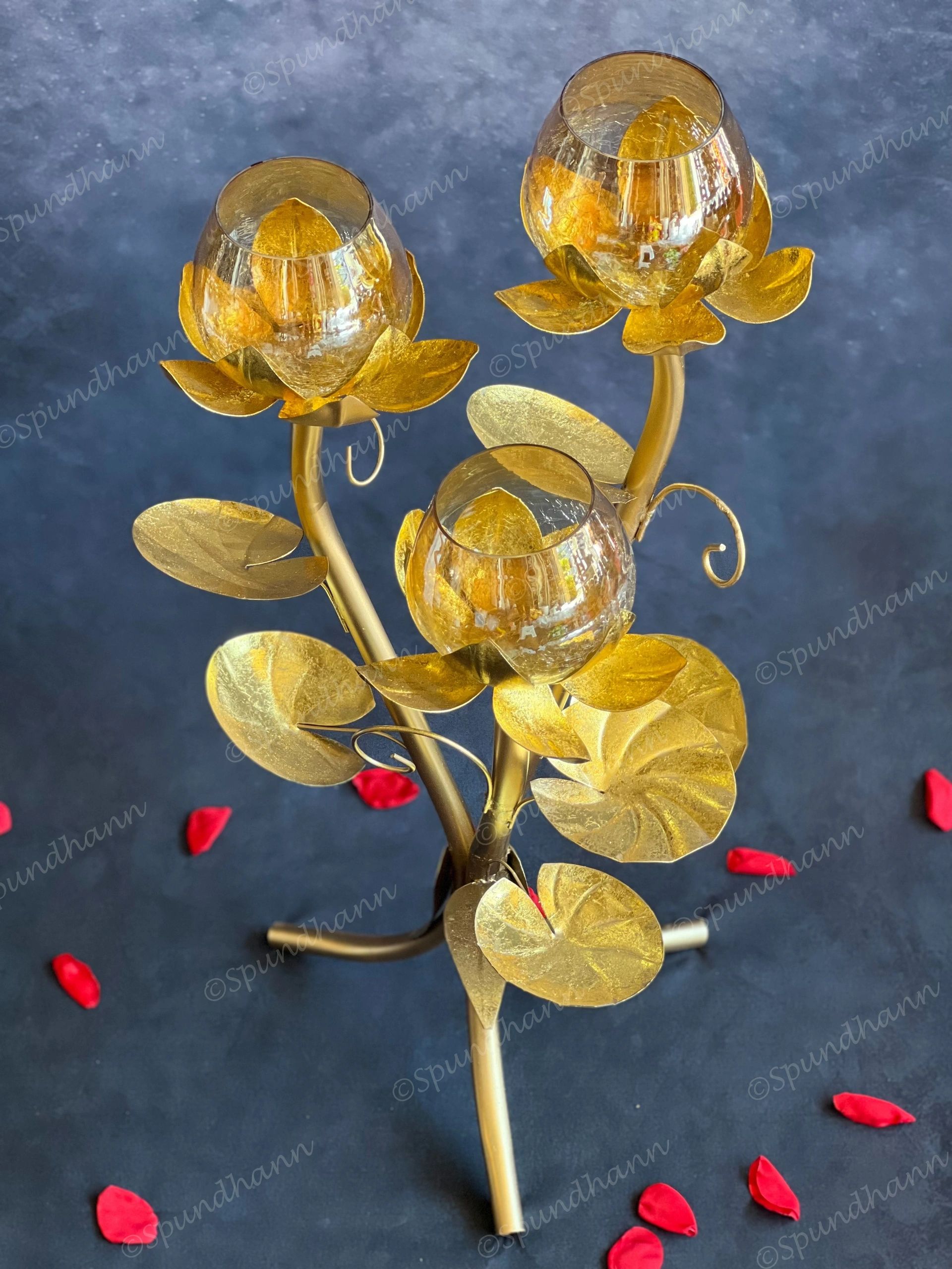 Spectacular Glass Bouquet Floral Standing Tea Light Holder