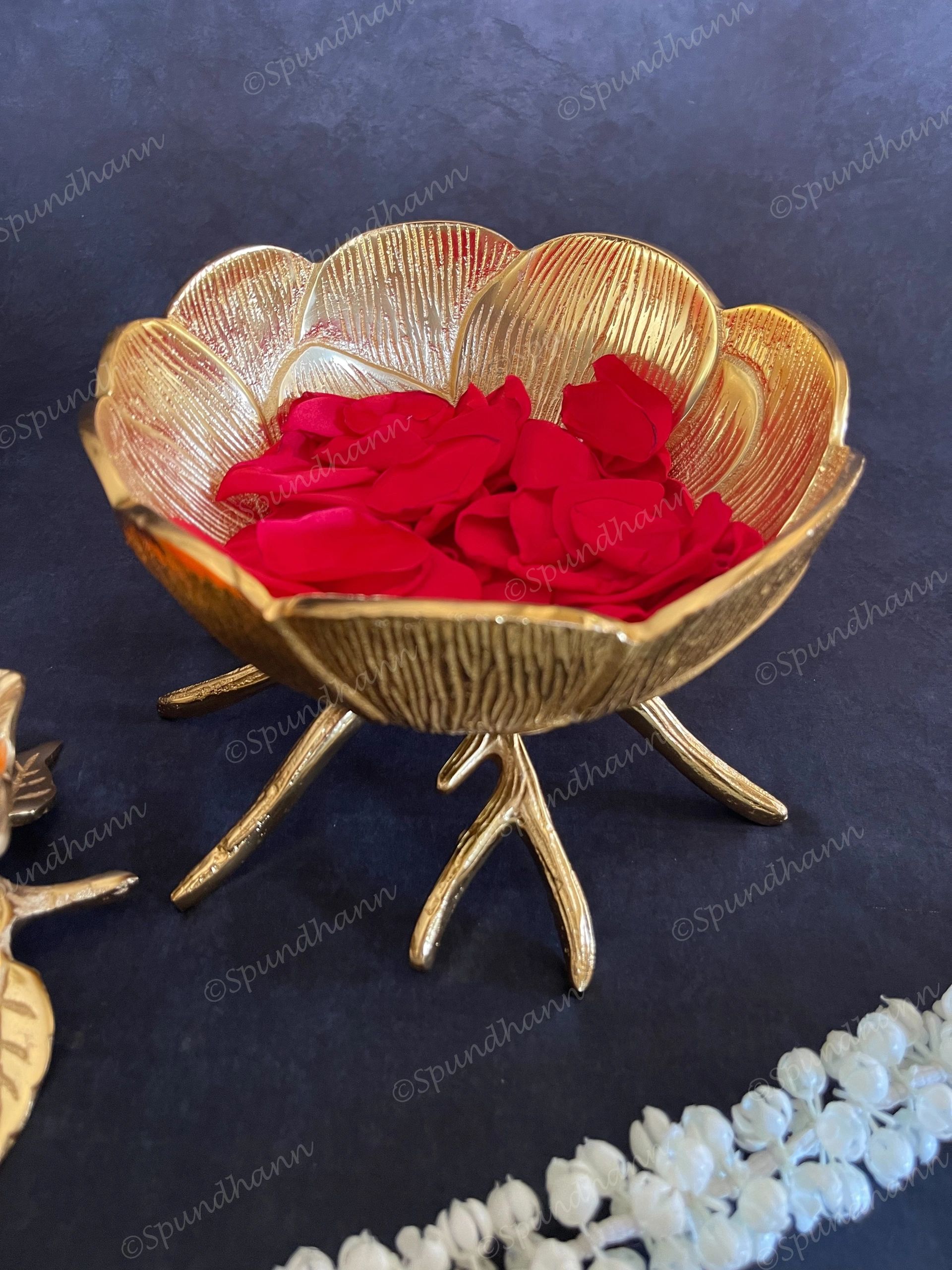Sunflower Shape Large Decorative Fruit Bowl/Urli