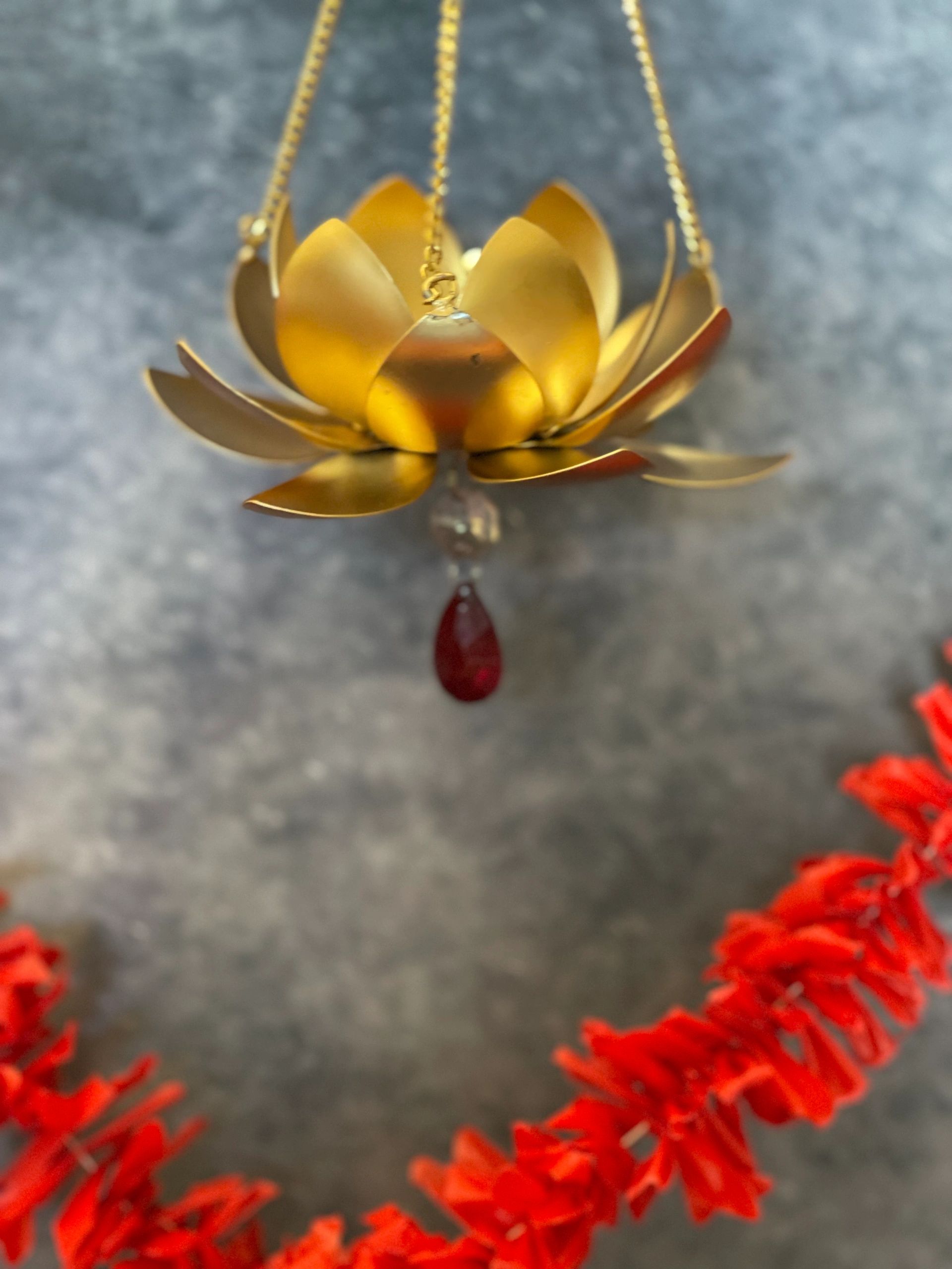 Hanging Lotus Single Tea Light Holder