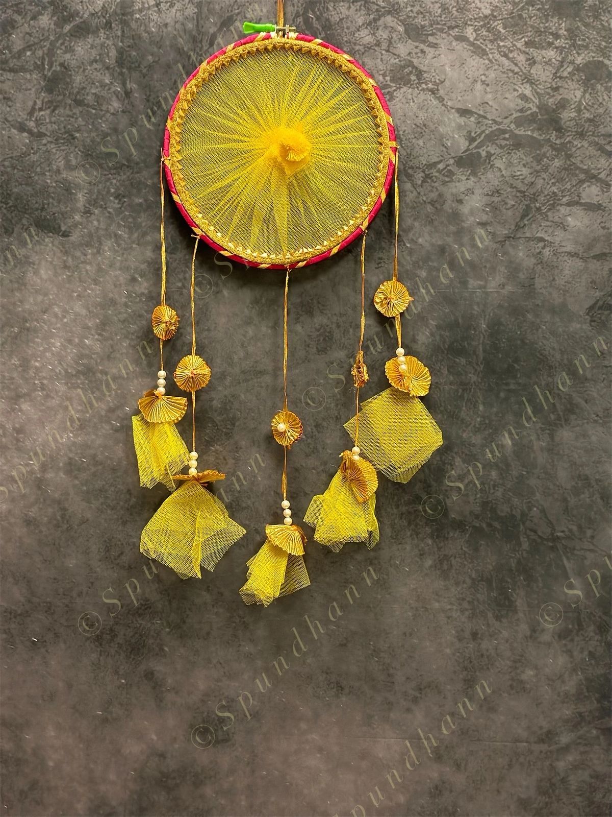 Chakri with Net Danglers
