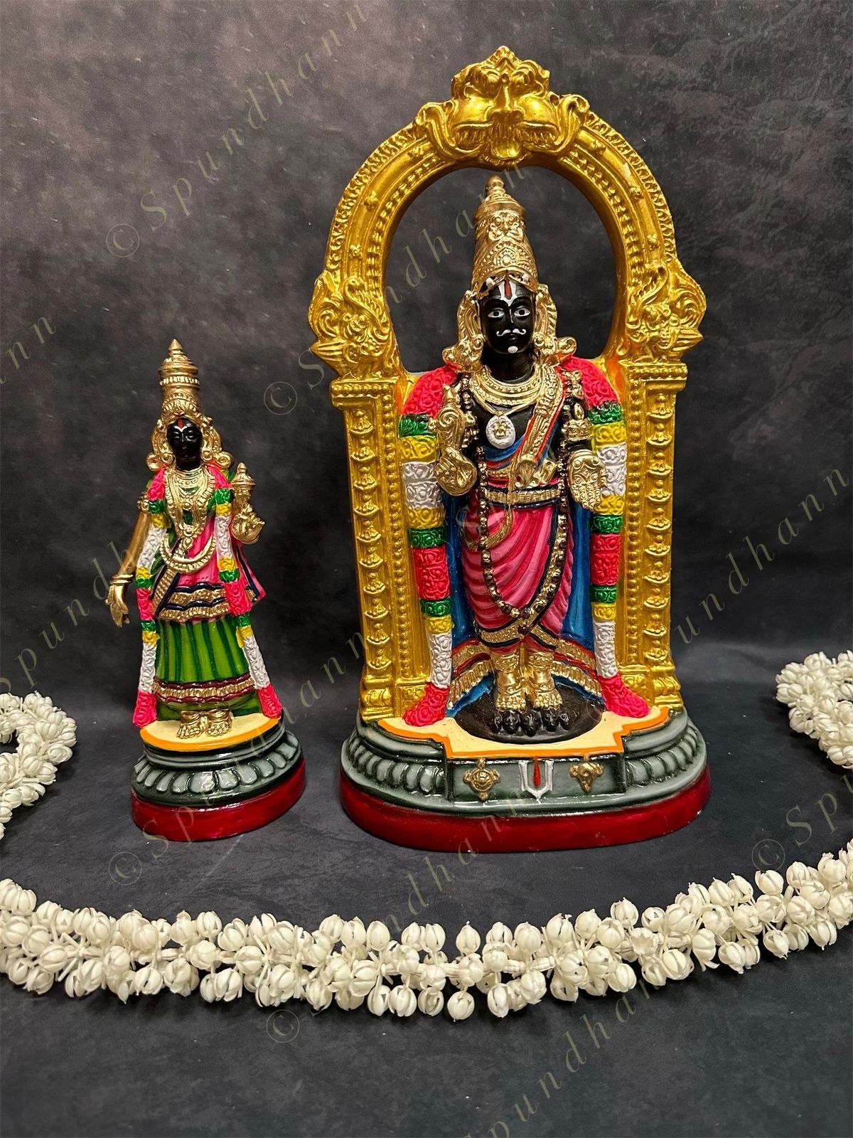 Triplicane Parthasarathy Set