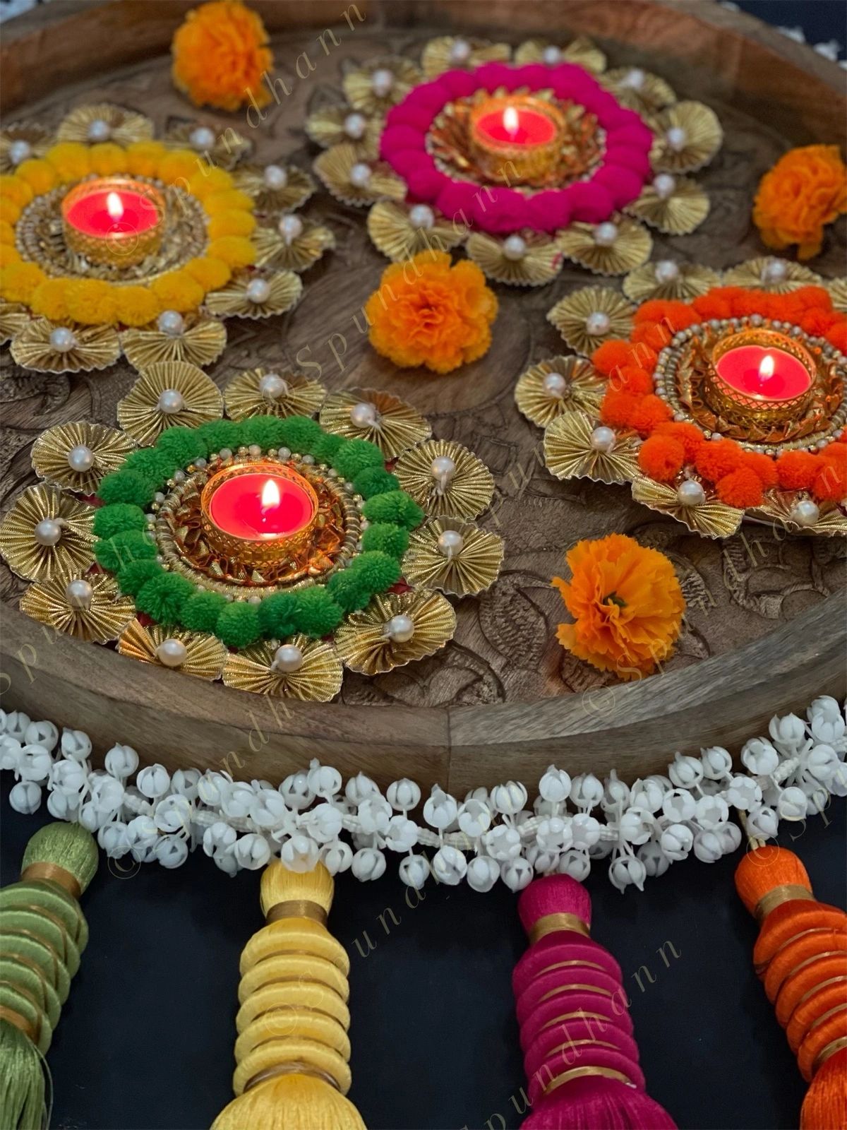 Large Pom Pom & Gota Border Tea Light
