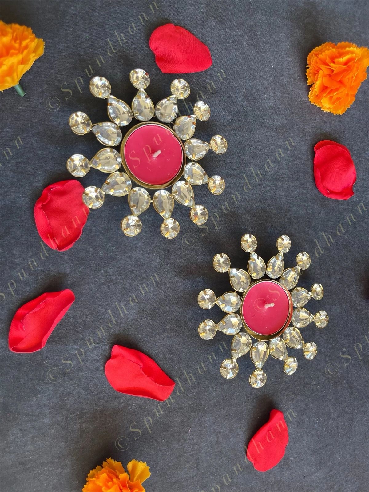 Drop & Circle Stone Floral Tea Light Holder