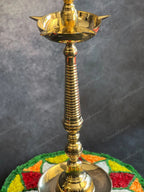 Majestic Traditional Brass Lamp