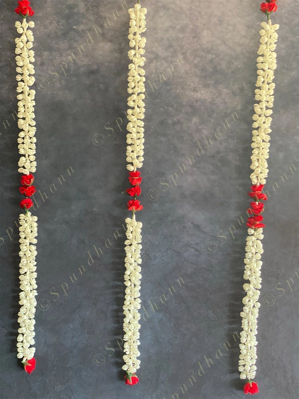 Mogra & Rose Garland String.