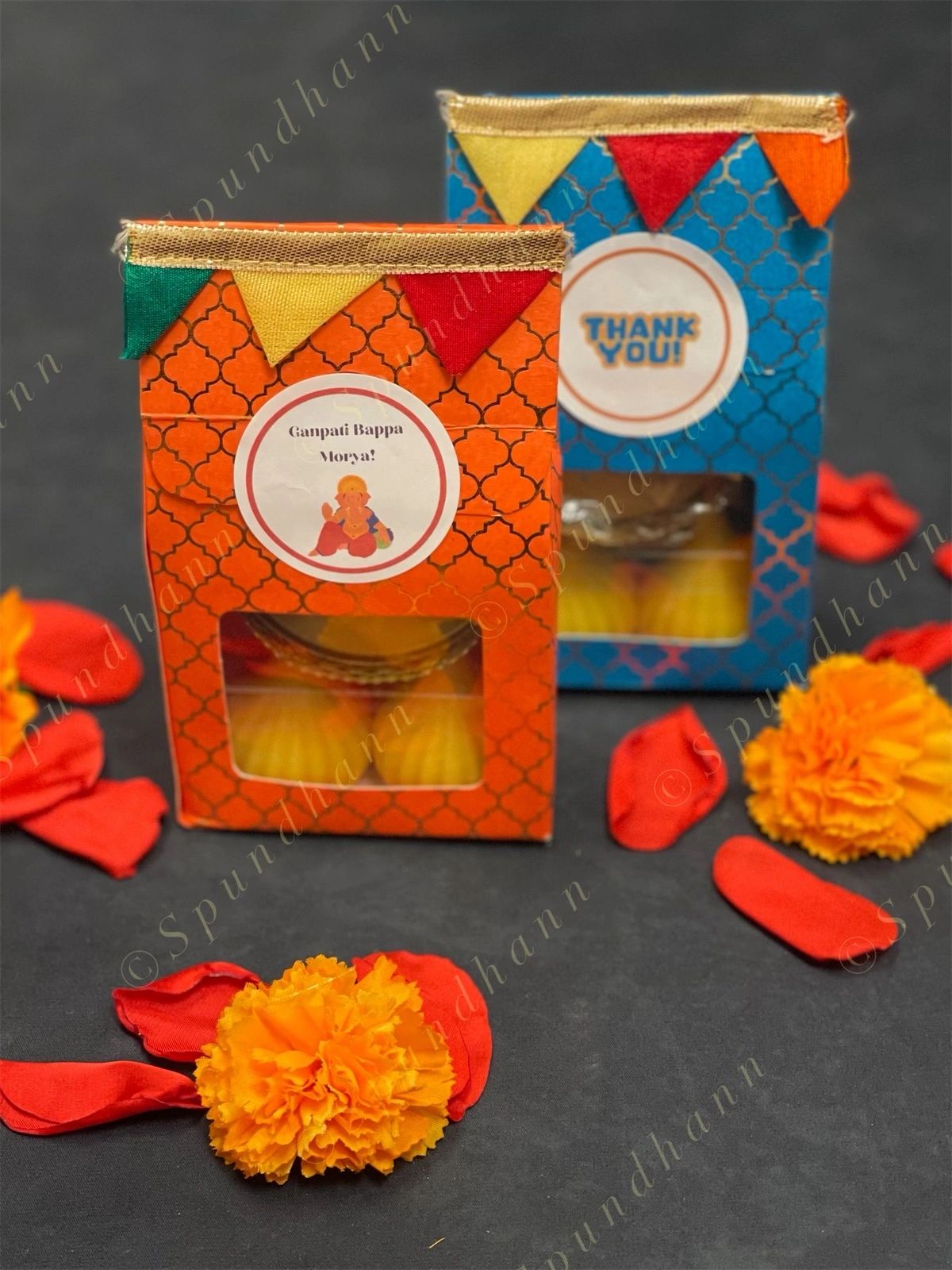 Gift Box with Shadow Tea light holder and Modak Candle
