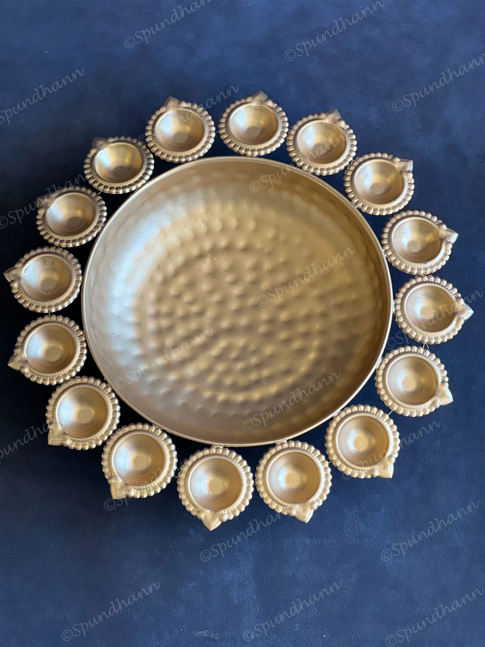 Diya Urli