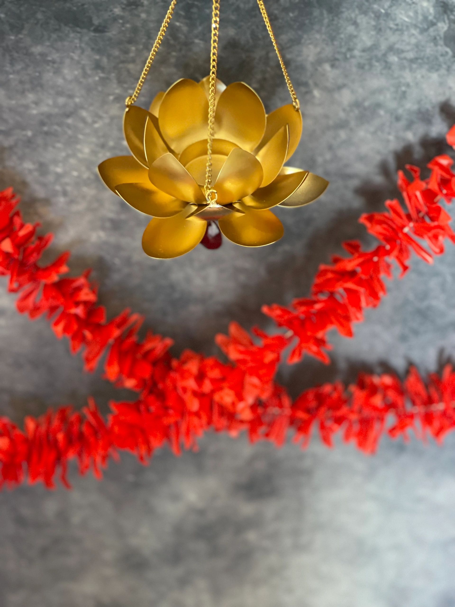 Hanging Lotus Single Tea Light Holder