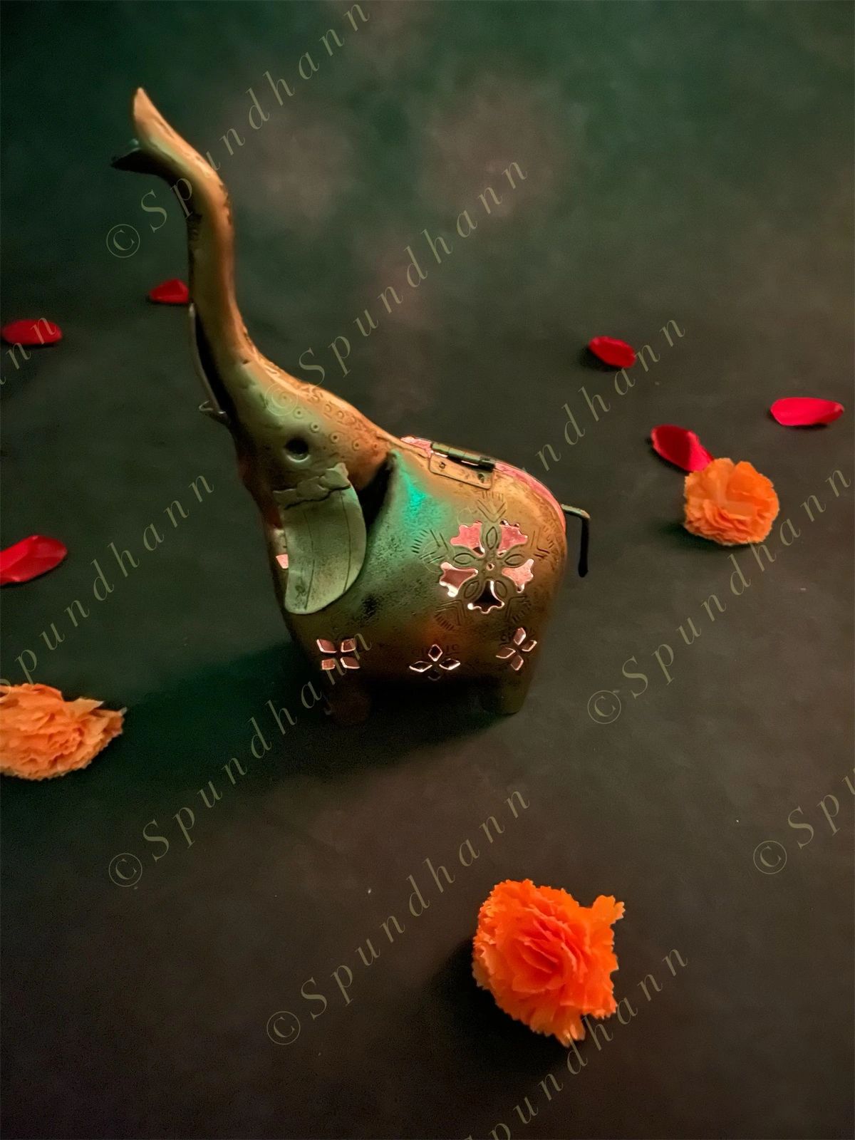 Elephant Dhoop Dani Dhuna Loban / Tea Light Holder
