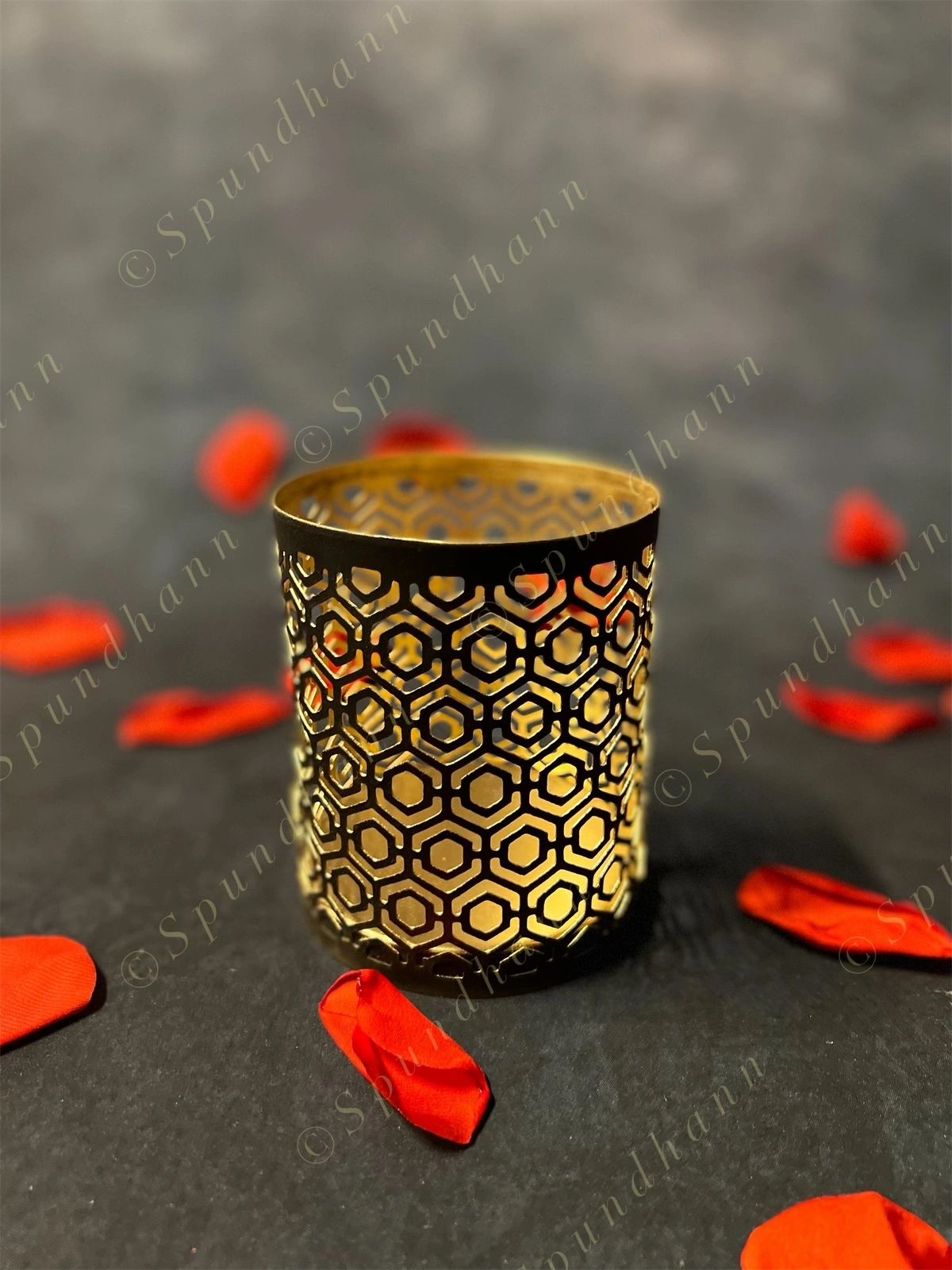 Fancy Votive Cylinder Shadow Tea Light Holder (Cutwork)