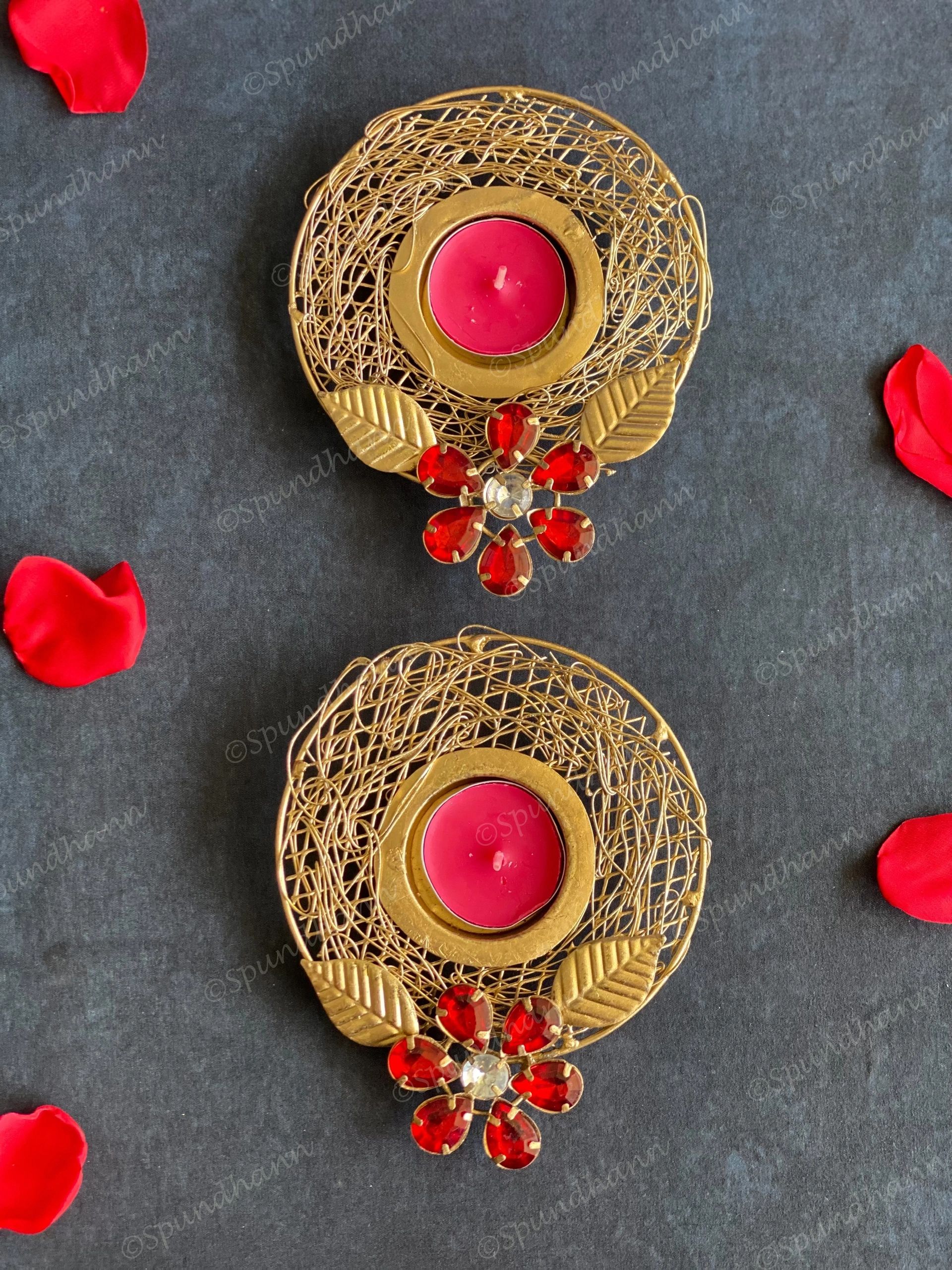 Gold Wired & Studded Floral Tea Light Holder