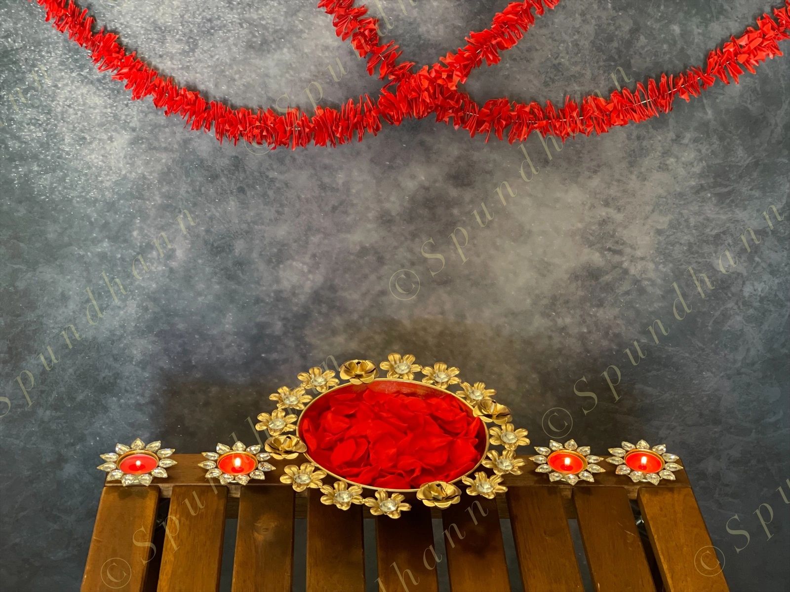 Floral & Stone Studded Urli