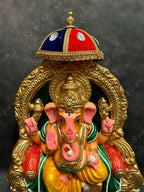 Raja Ganapathy / Ganesha With Umbrella