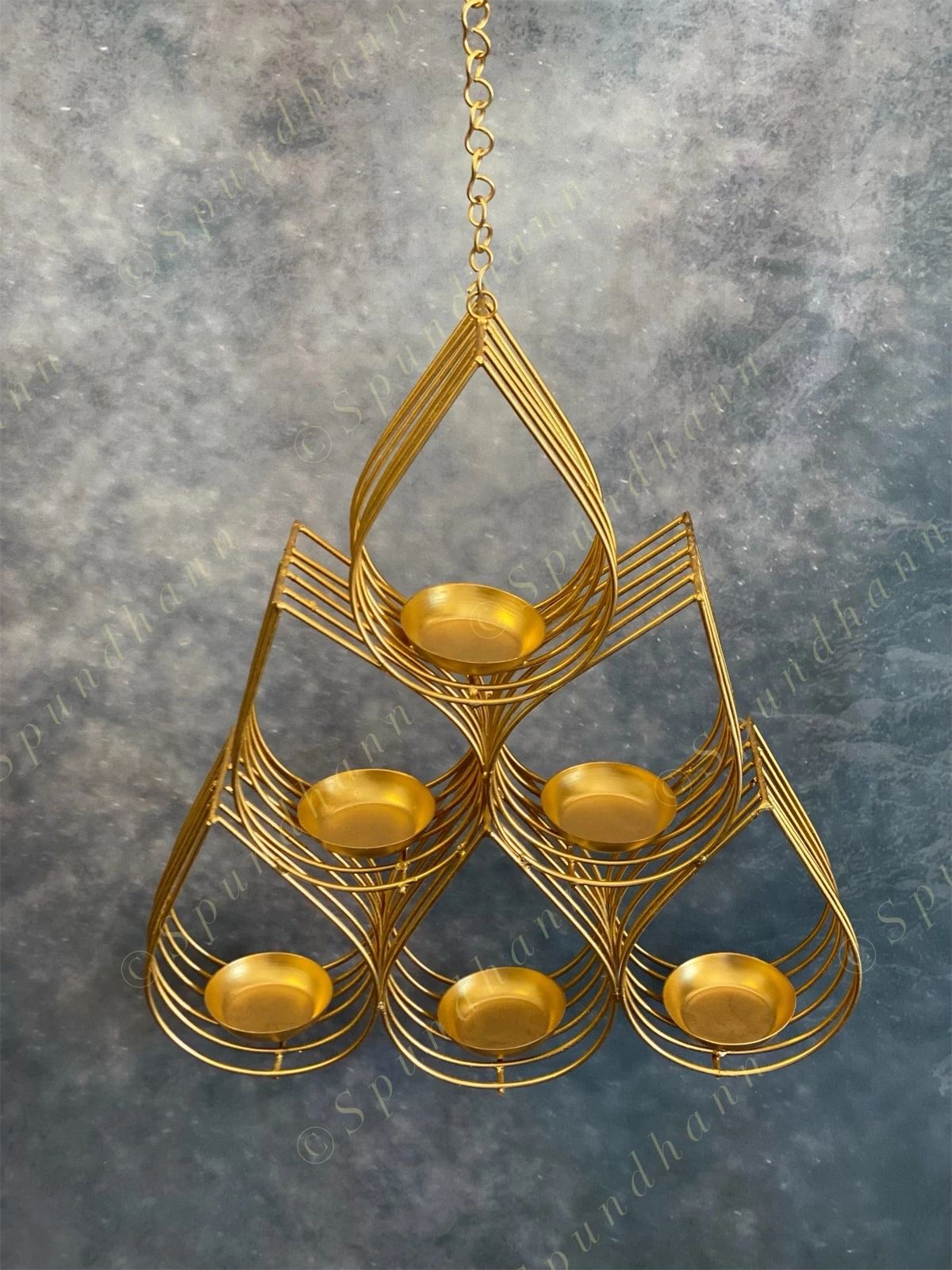 Modern 6 Drop Shaped Hanging Tea Light Holders