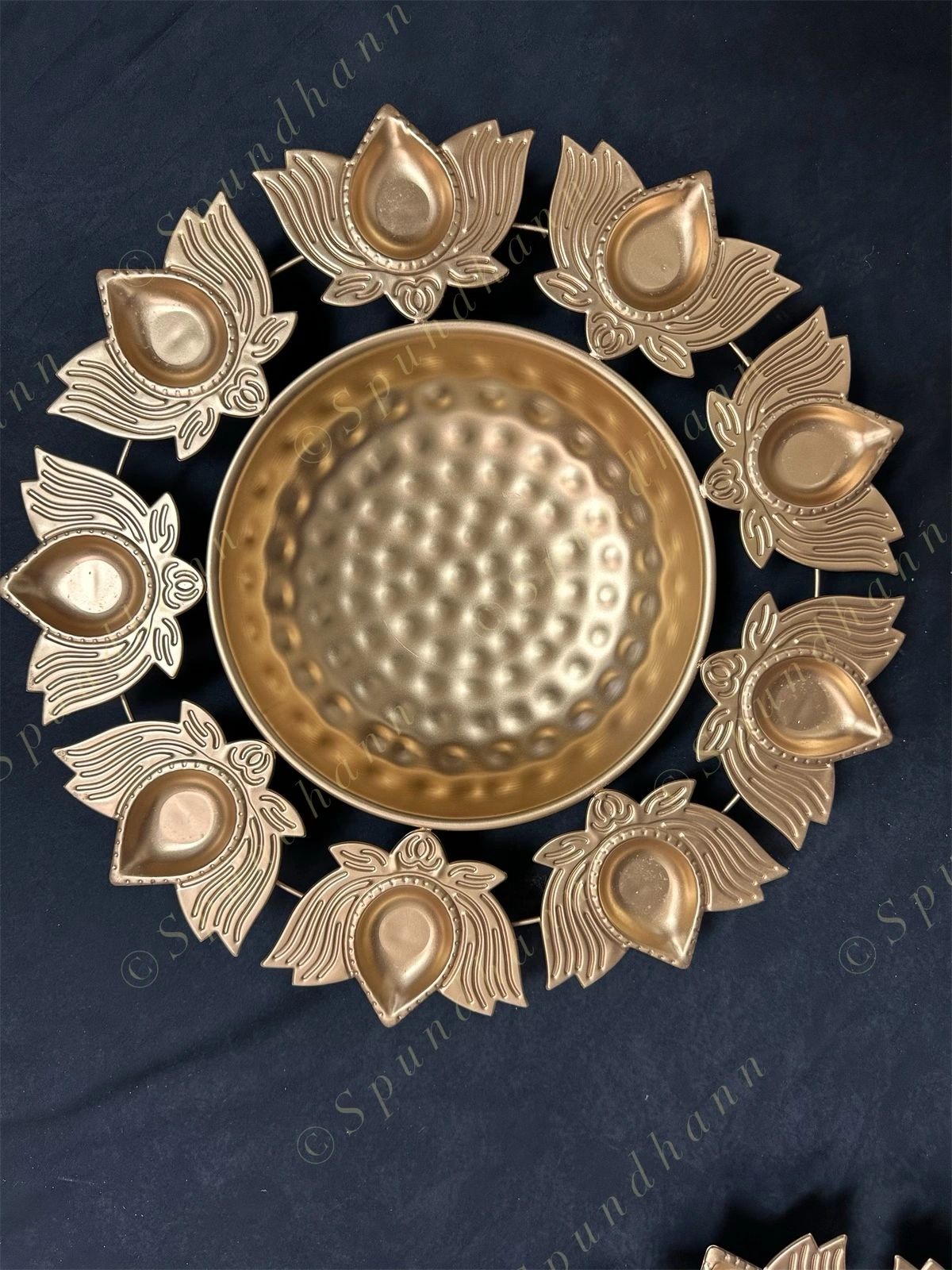 Golden Lined Lotus Diya Urli