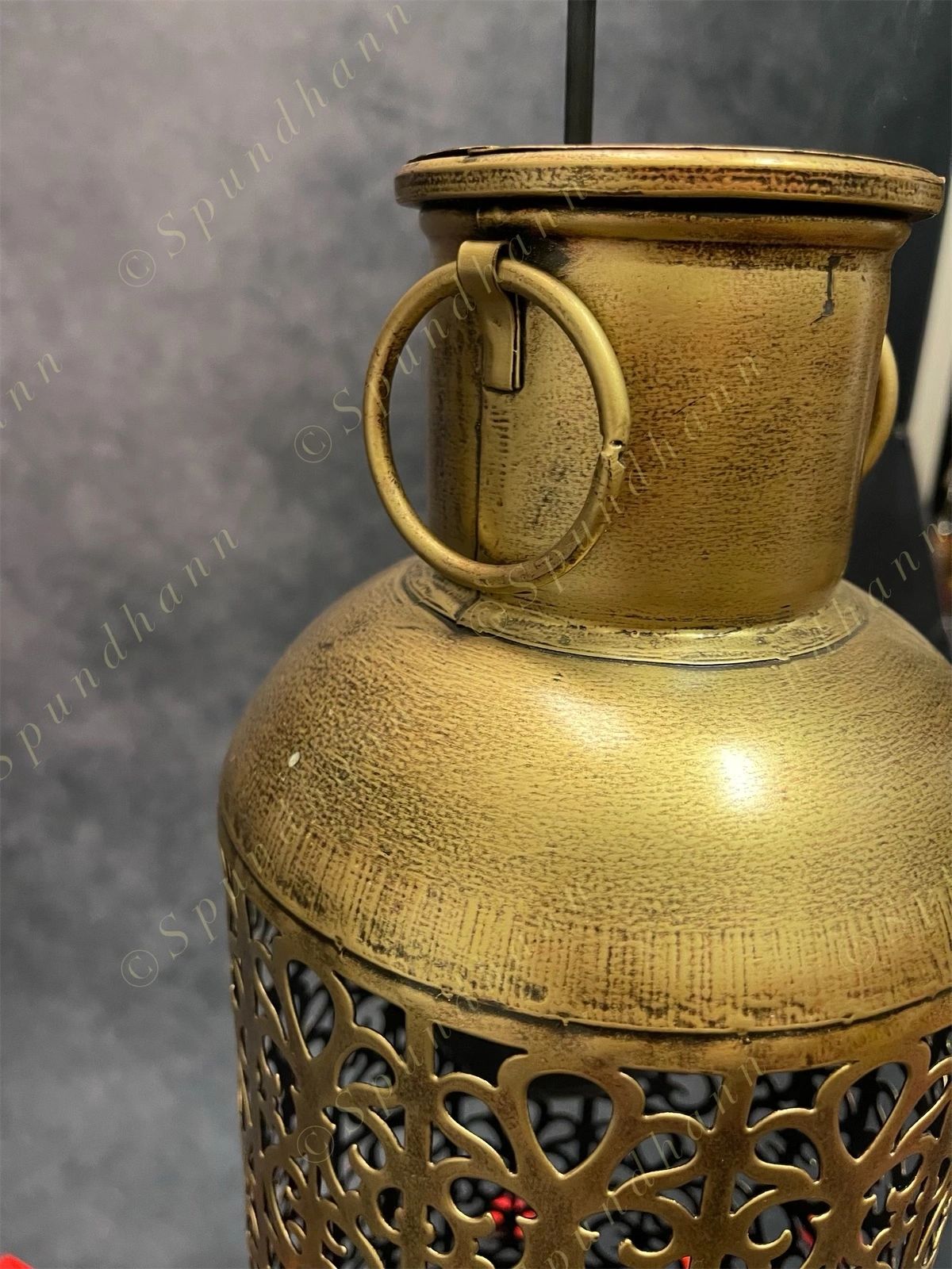 Grand Dhoop Dani Dhuna Loban / Tea Light Holder