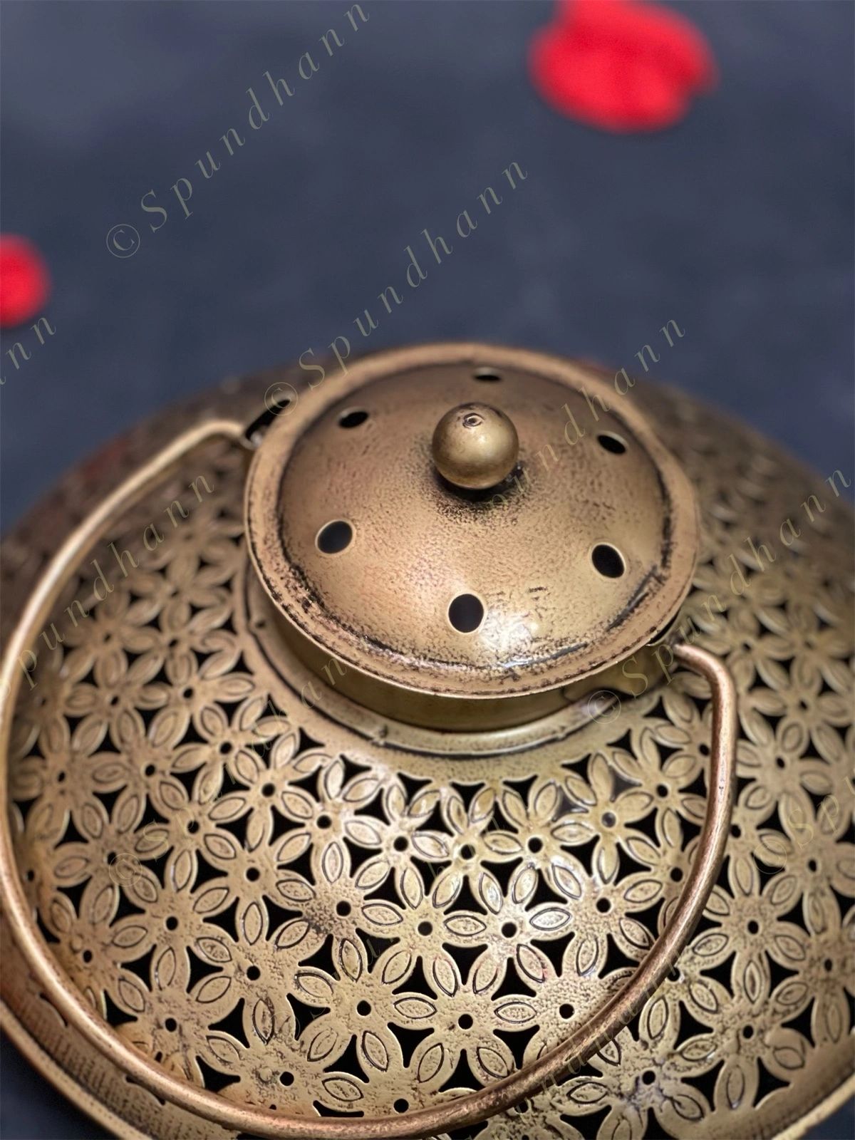 Dhoop Dani Dhuna Loban / Tea Light Holder