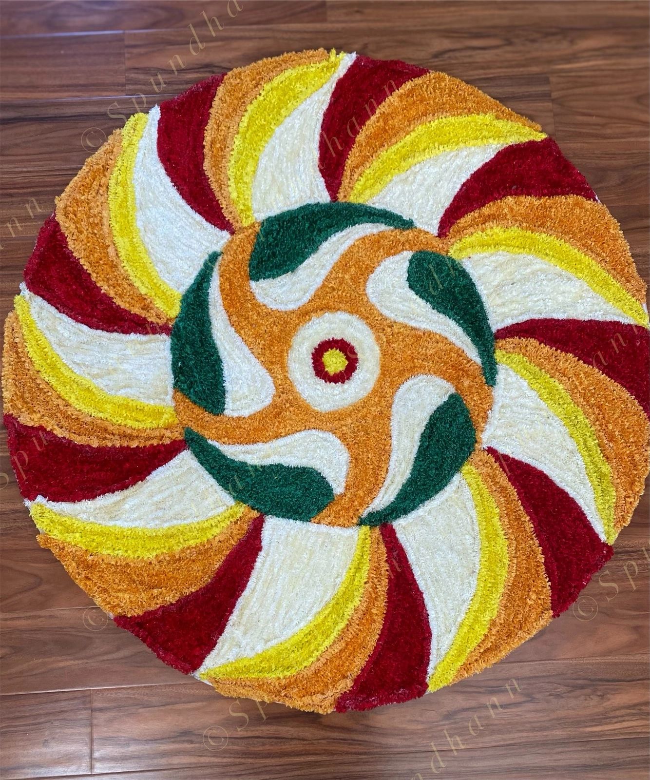 Round Swirl Rangoli Floor Mat