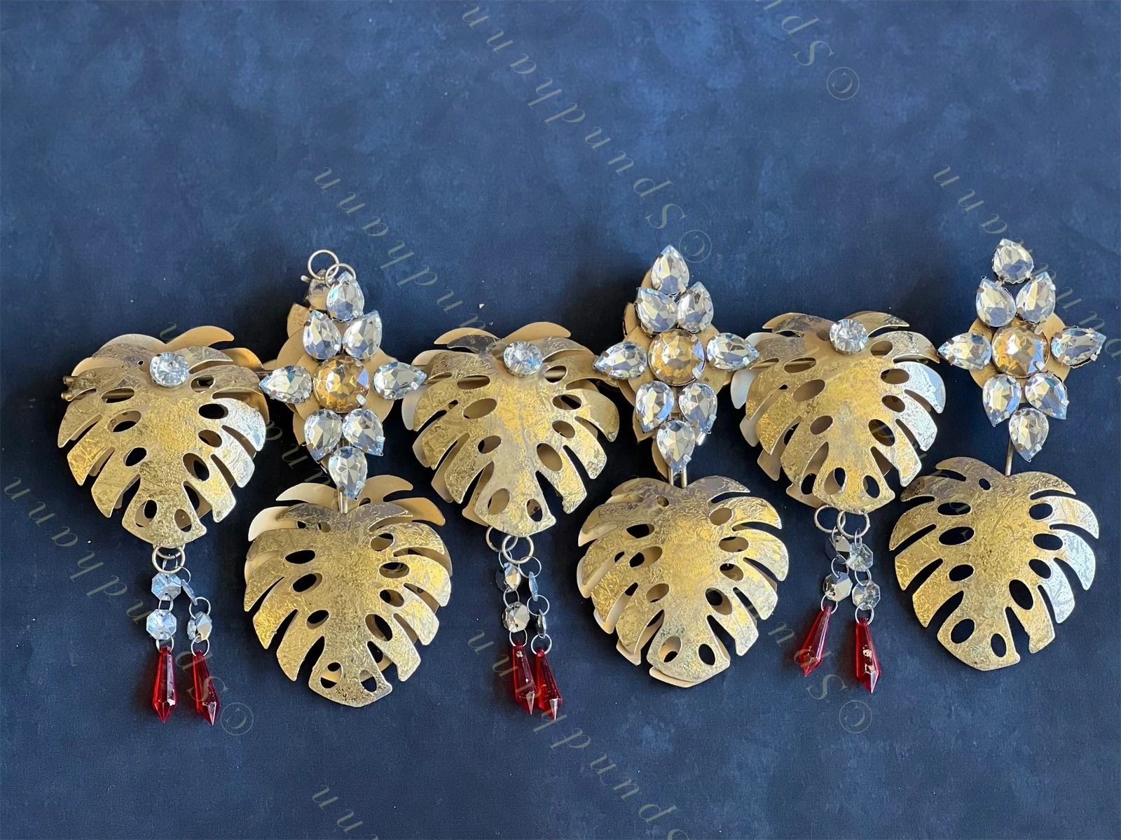 Foldable Metal Lotus Leaves Toran