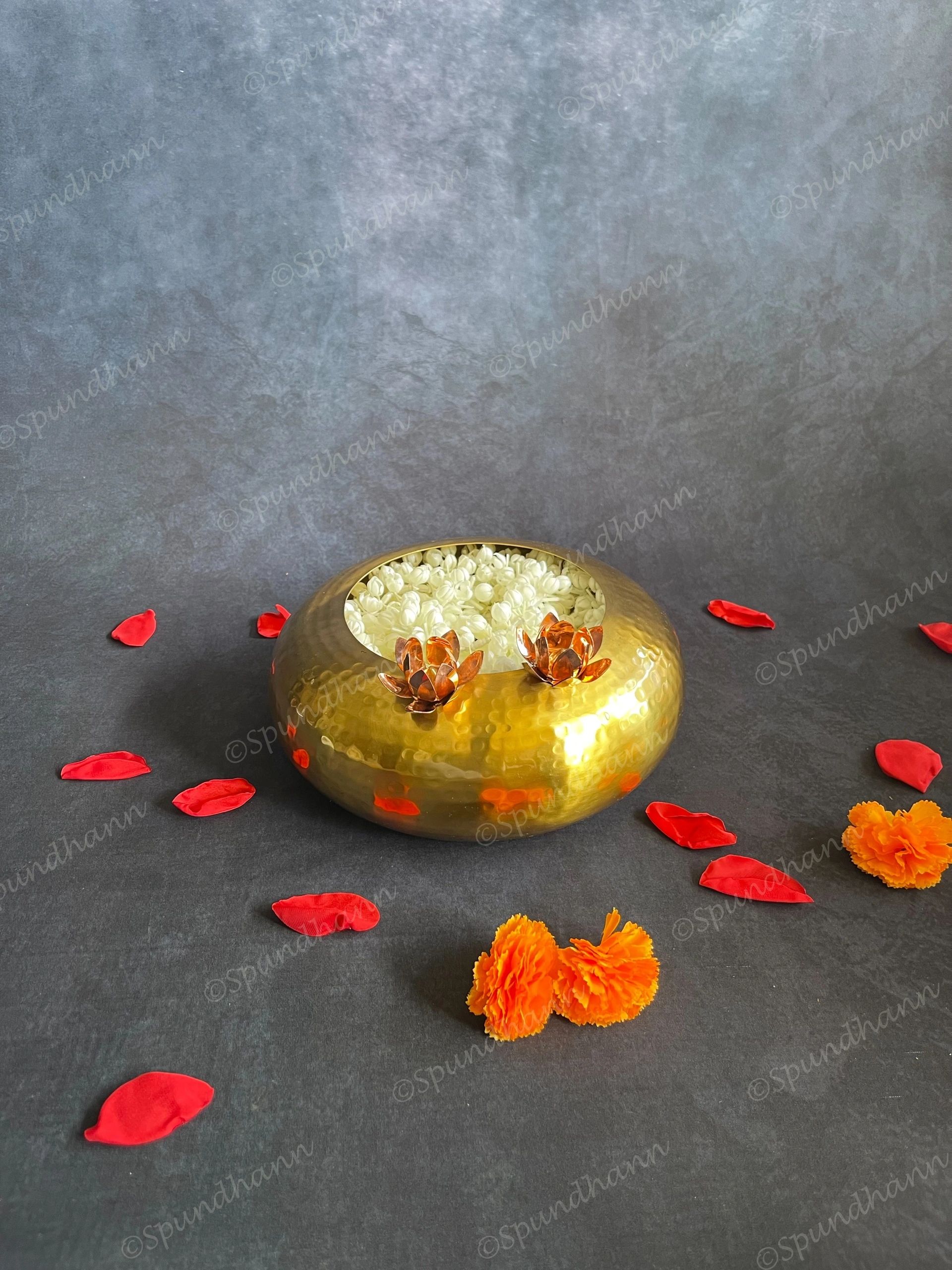Brass Round Hammered Heavy Urli Bowl with Copper Flower