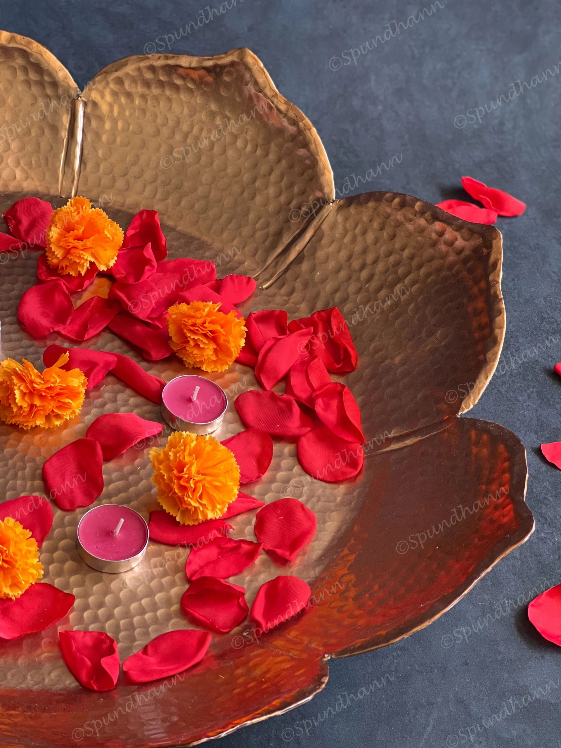 Grand Sunflower Copper Color Thaal Urli