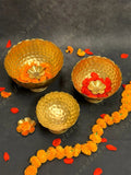 Big Standing Lotus Urli & Small Floating Urlis