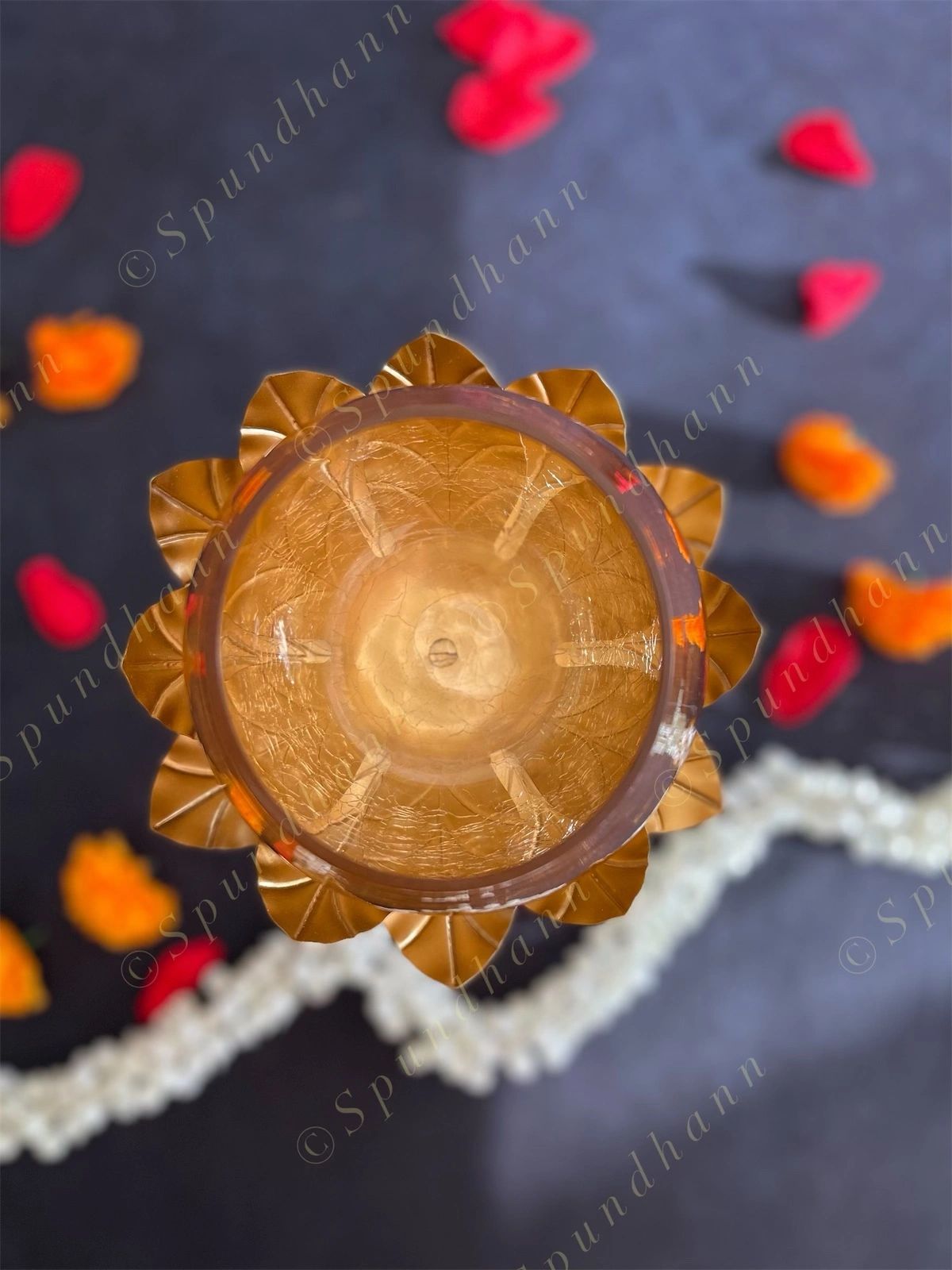 Single Mini Lotus Standing Tea Light Holder