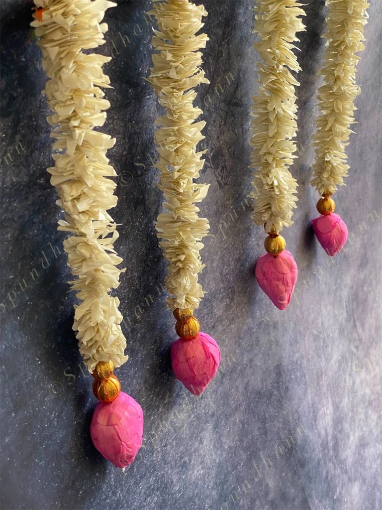 Chameli & Pink Shola Wood Lotus Buds Garland Strings