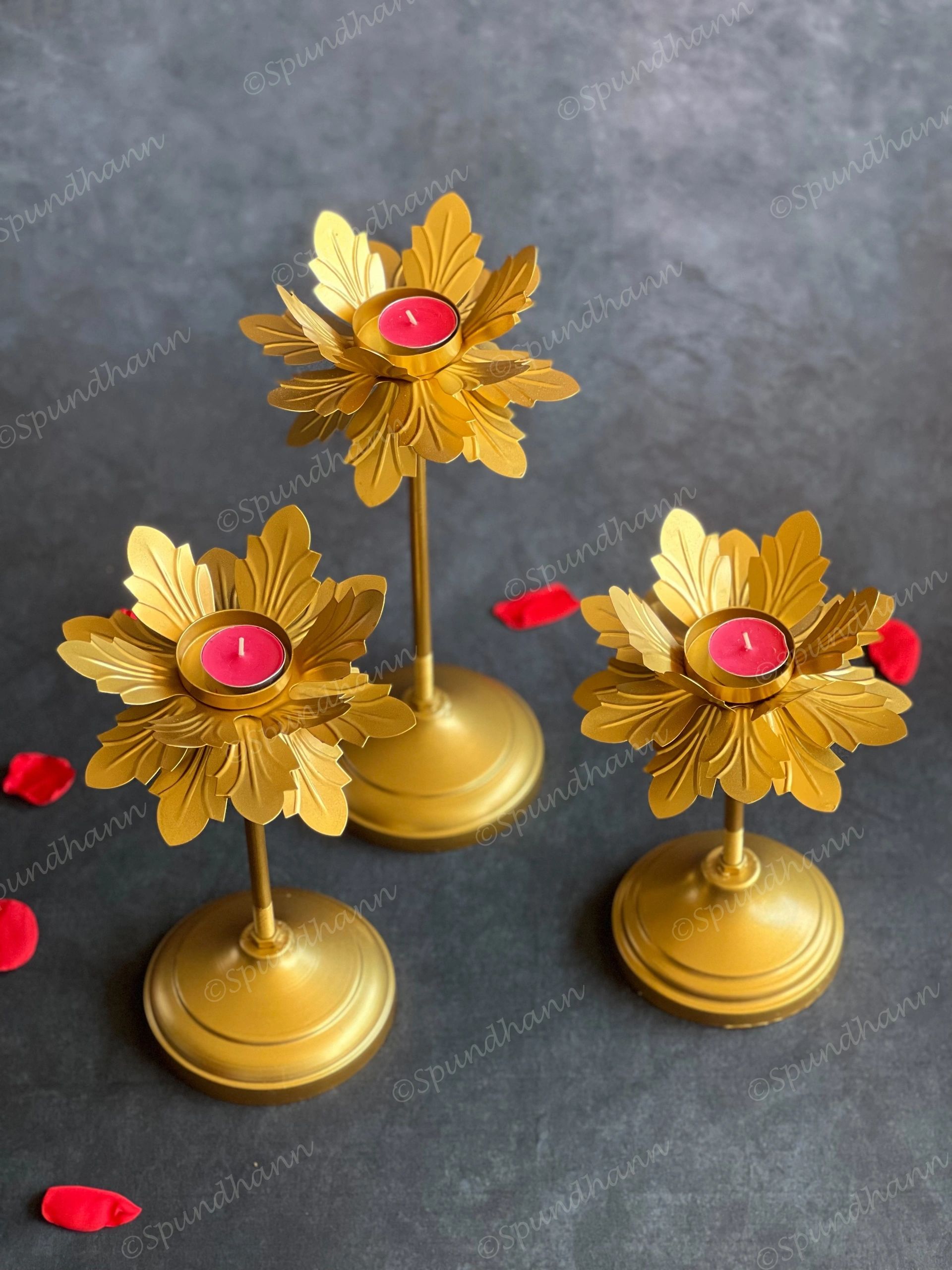 Open Petal Floral Standing Tea Light Holder Set of 3