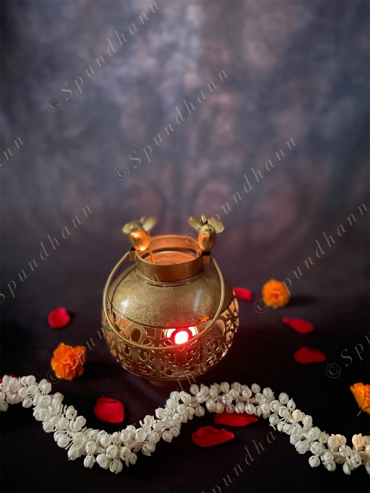 Bird Dhoop Dani Dhuna Loban / Tea Light Holder