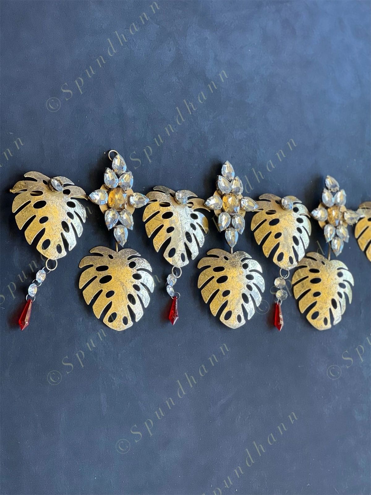 Foldable Metal Lotus Leaves Toran