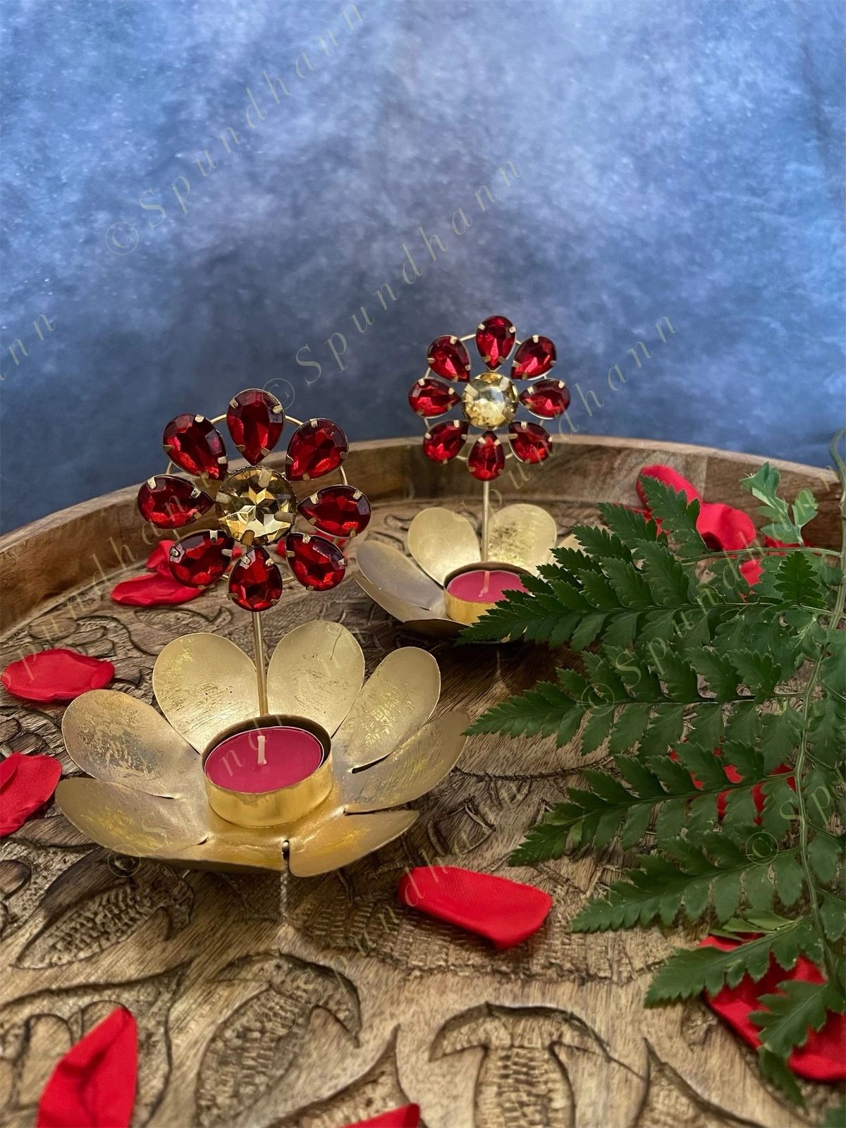 Studded Floral Tea Light