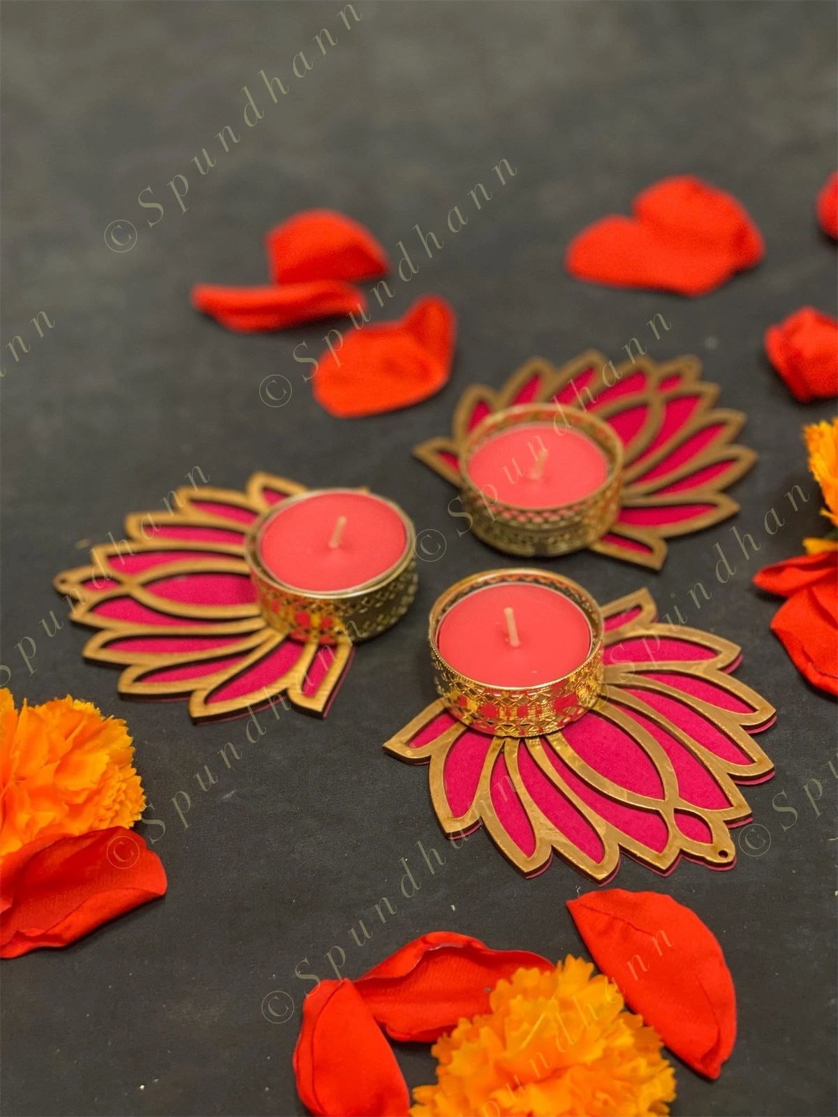Pink Lotus Tea Light Holder (6' x 4')
